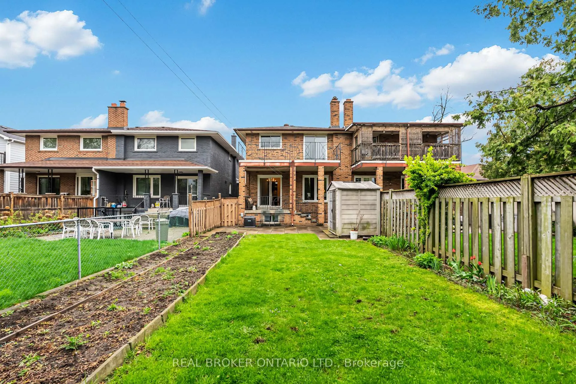 Photo 37 of 56A Treeview Drive, Etobicoke, Alderwood — HOMEH