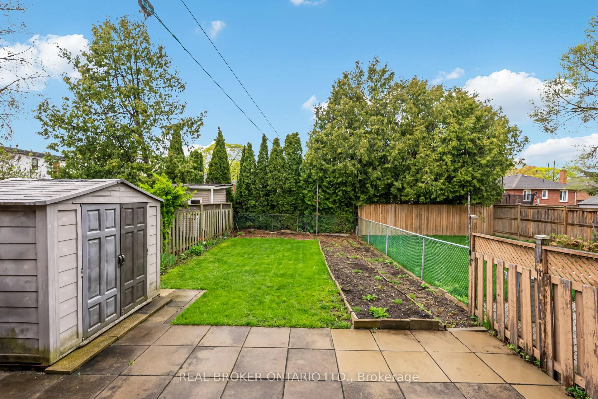 Photo 38 of 56A Treeview Drive, Etobicoke, Alderwood — HOMEH