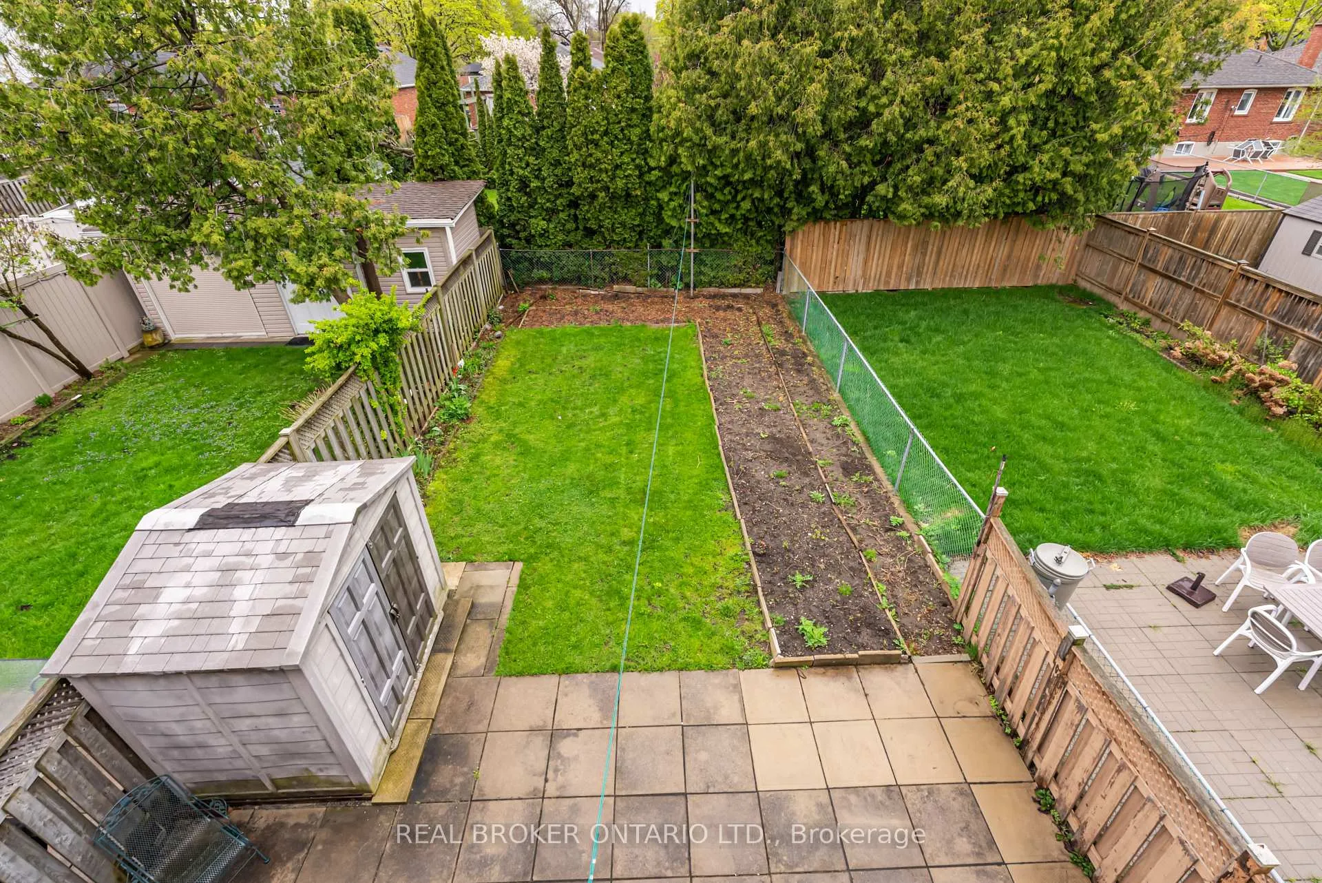 Photo 39 of 56A Treeview Drive, Etobicoke, Alderwood — HOMEH