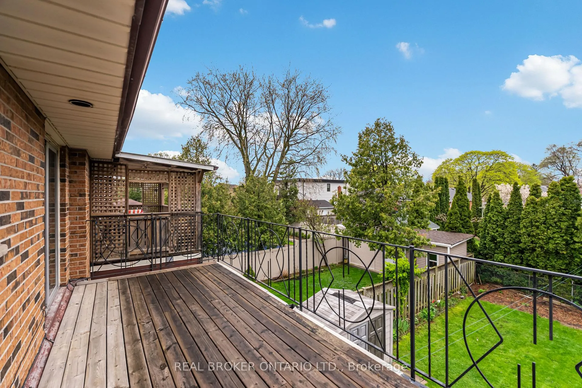 Photo 41 of 56A Treeview Drive, Etobicoke, Alderwood — HOMEH