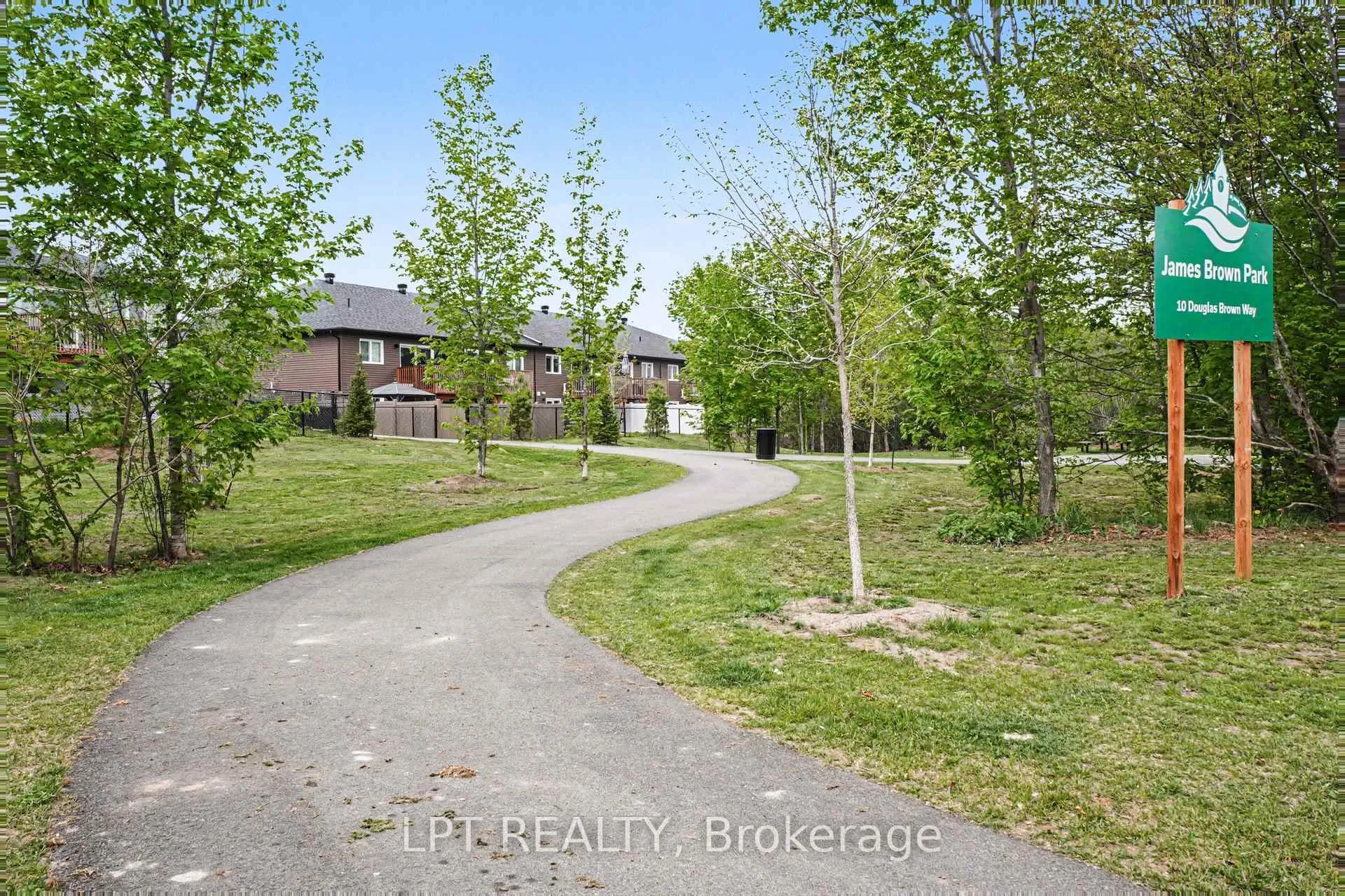 Photo 30 of 34 Morgan Clouthier Way, Arnprior — HOMEH