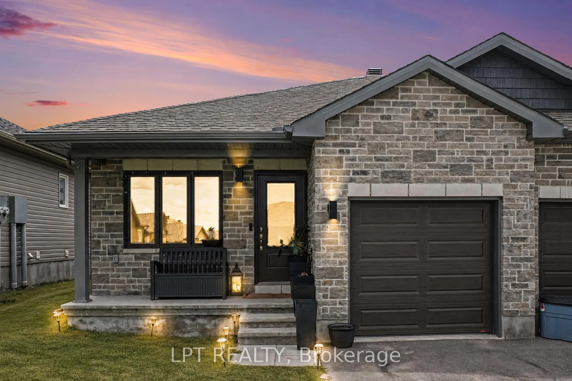 Photo 31 of 34 Morgan Clouthier Way, Arnprior — HOMEH