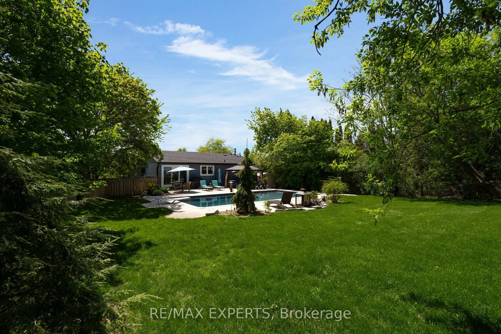 Photo 41 of 317 Marple Crescent, Caledon, Bolton North — HOMEH