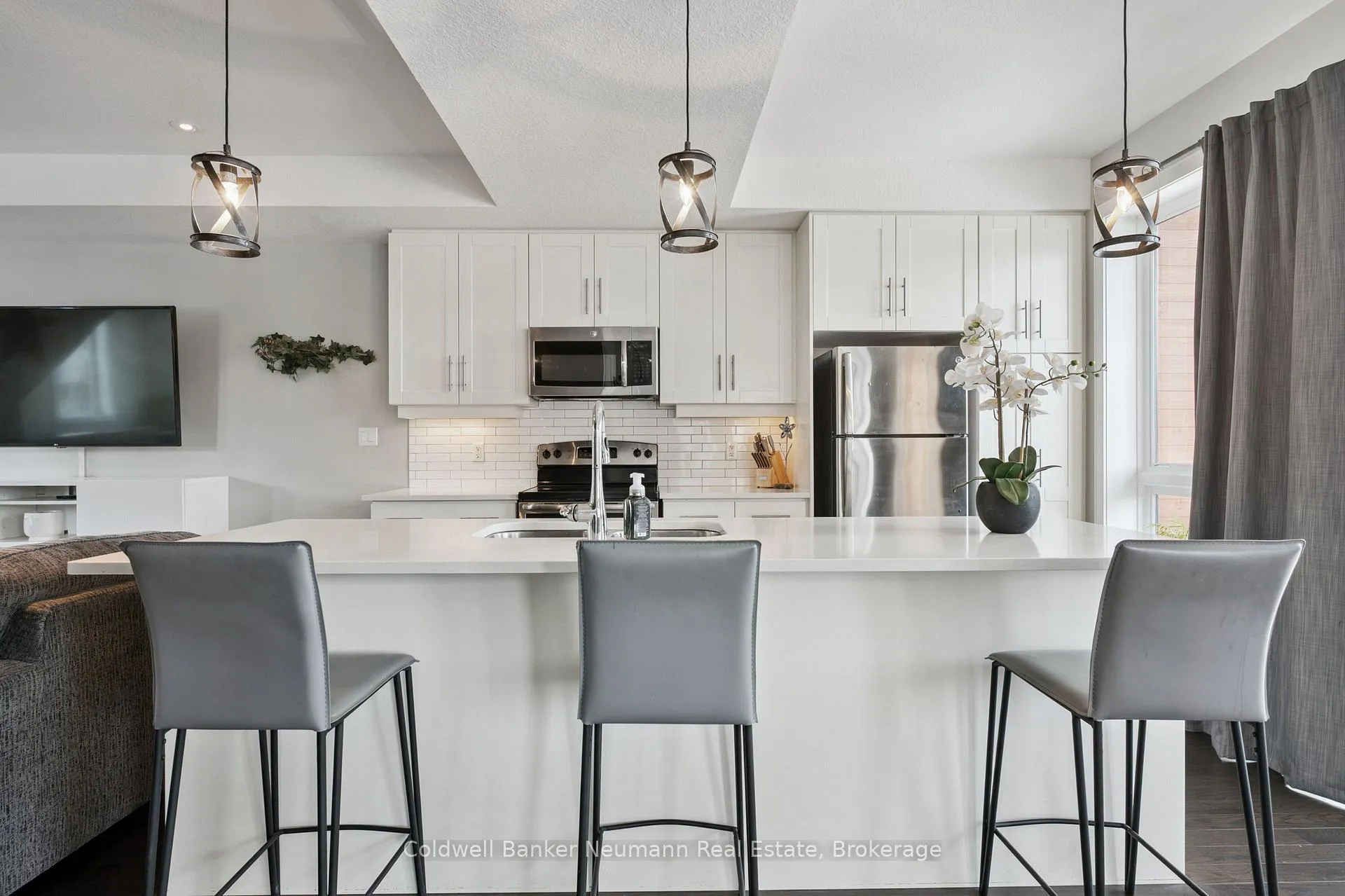 Photo 10 of Unit 8, 32 Arkell Road, Guelph, Kortright East — HOMEH