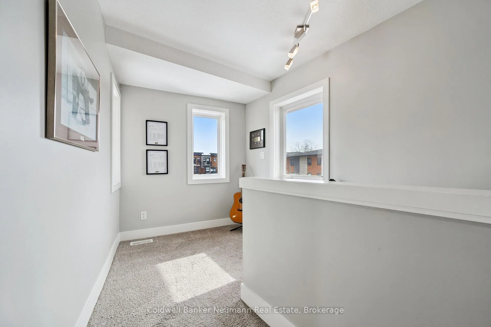 Photo 14 of Unit 8, 32 Arkell Road, Guelph, Kortright East — HOMEH