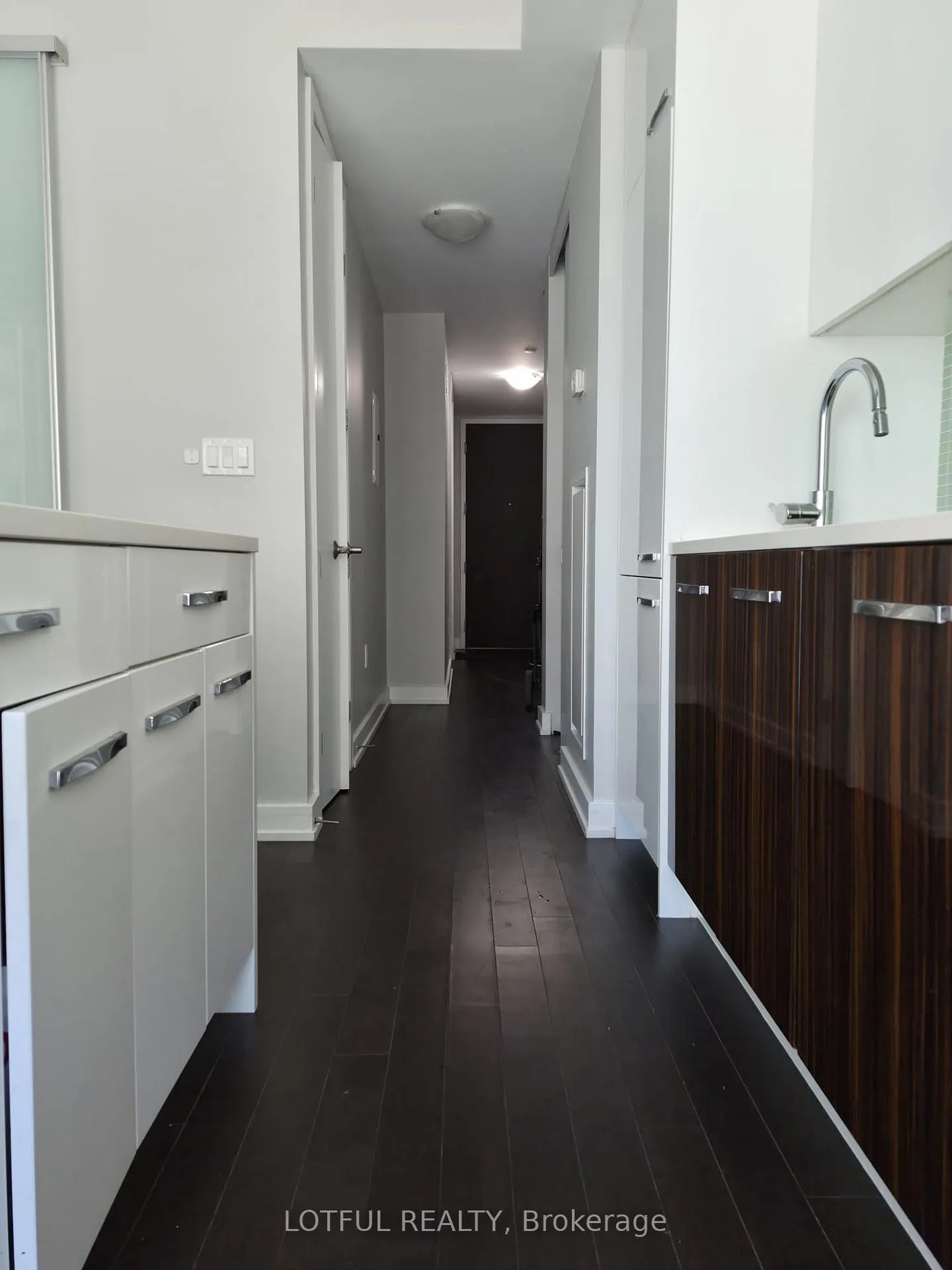 Photo 8 of Unit 403, 111 Champagne Avenue S, Ottawa, West Centre Town — HOMEH