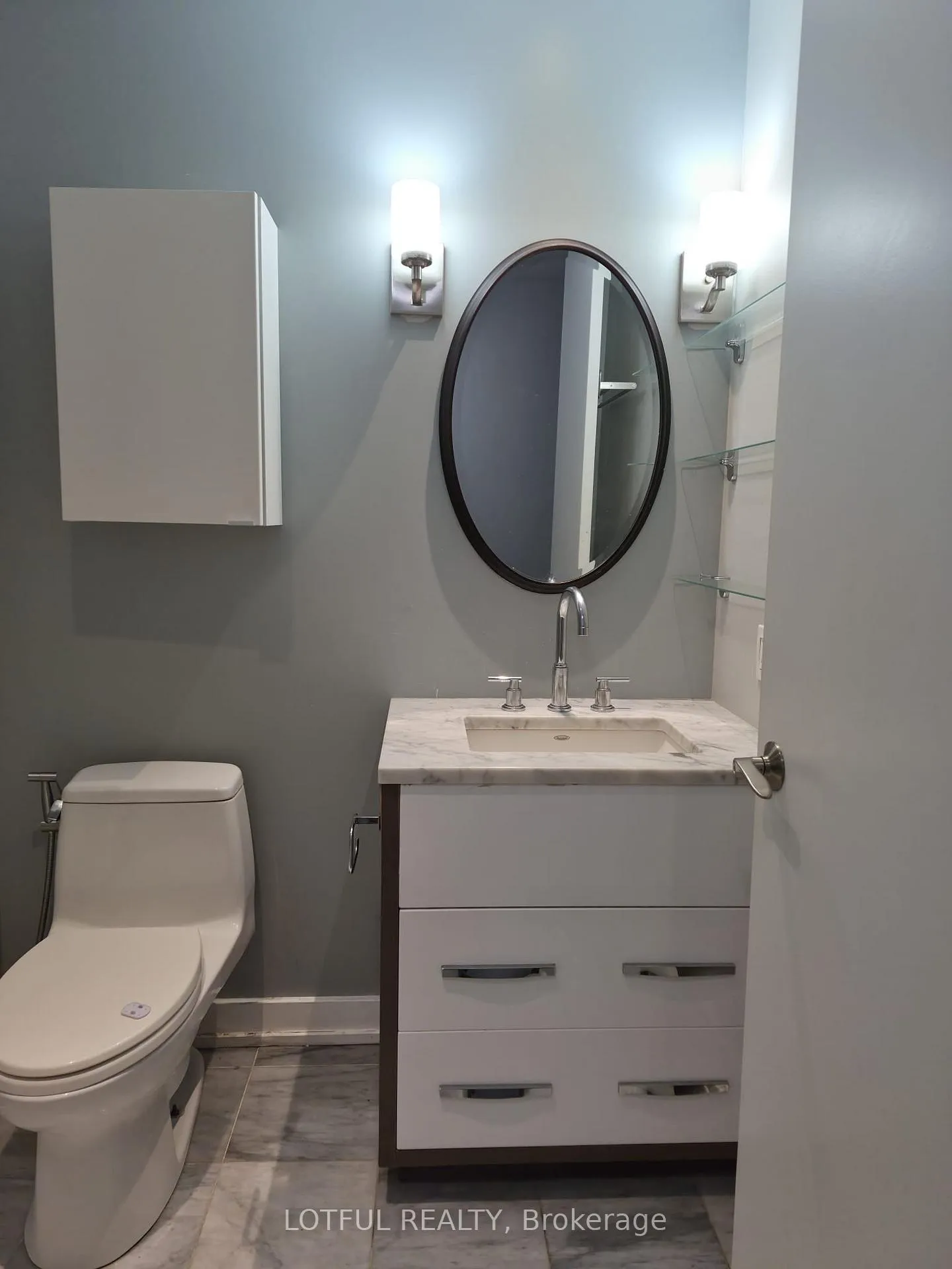 Photo 12 of Unit 403, 111 Champagne Avenue S, Ottawa, West Centre Town — HOMEH