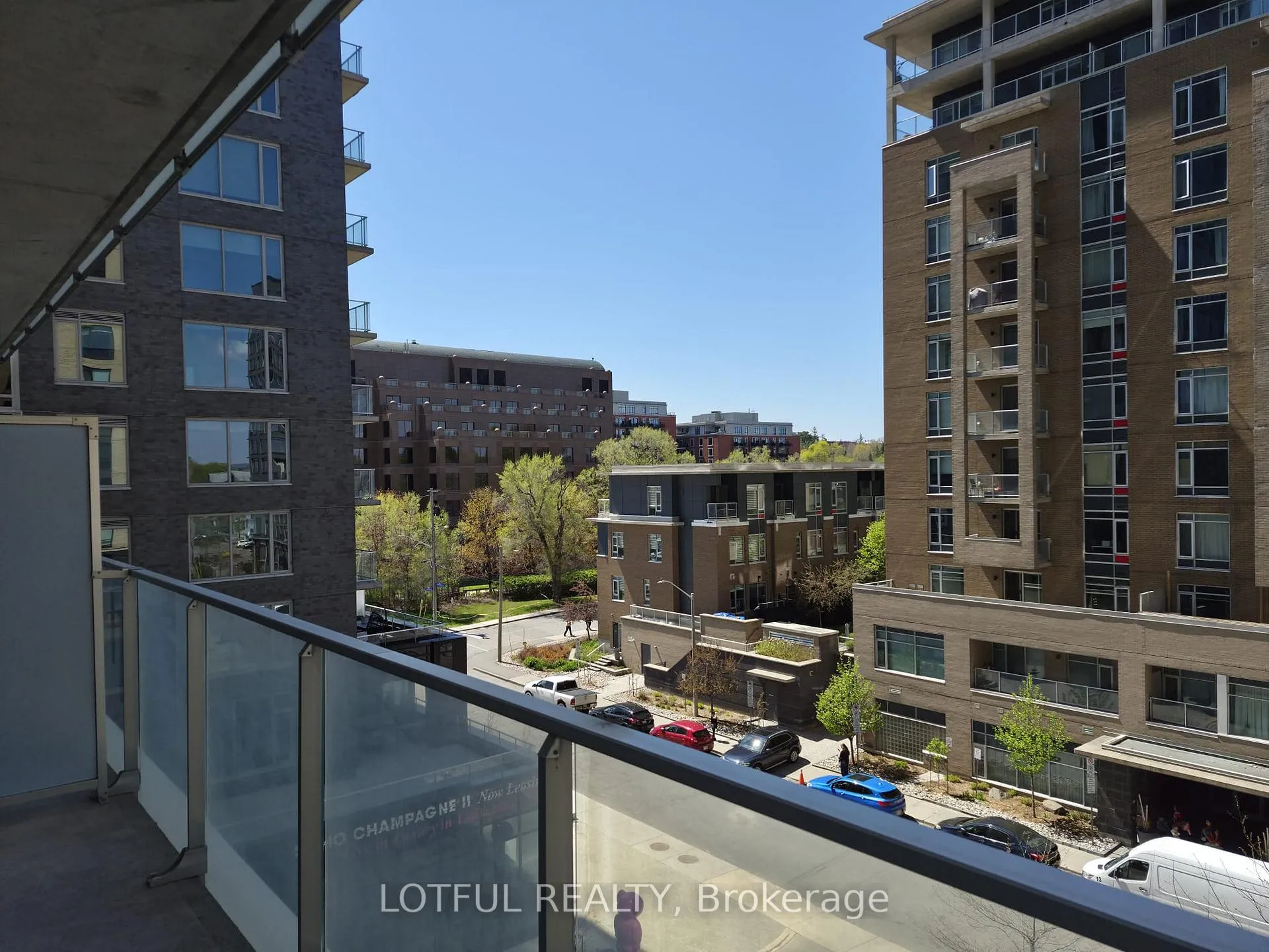Photo 14 of Unit 403, 111 Champagne Avenue S, Ottawa, West Centre Town — HOMEH