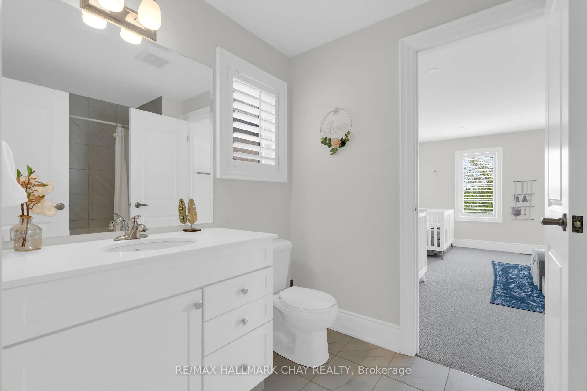 Photo 23 of 20 Westminster Circle, Barrie, Innis-Shore — HOMEH