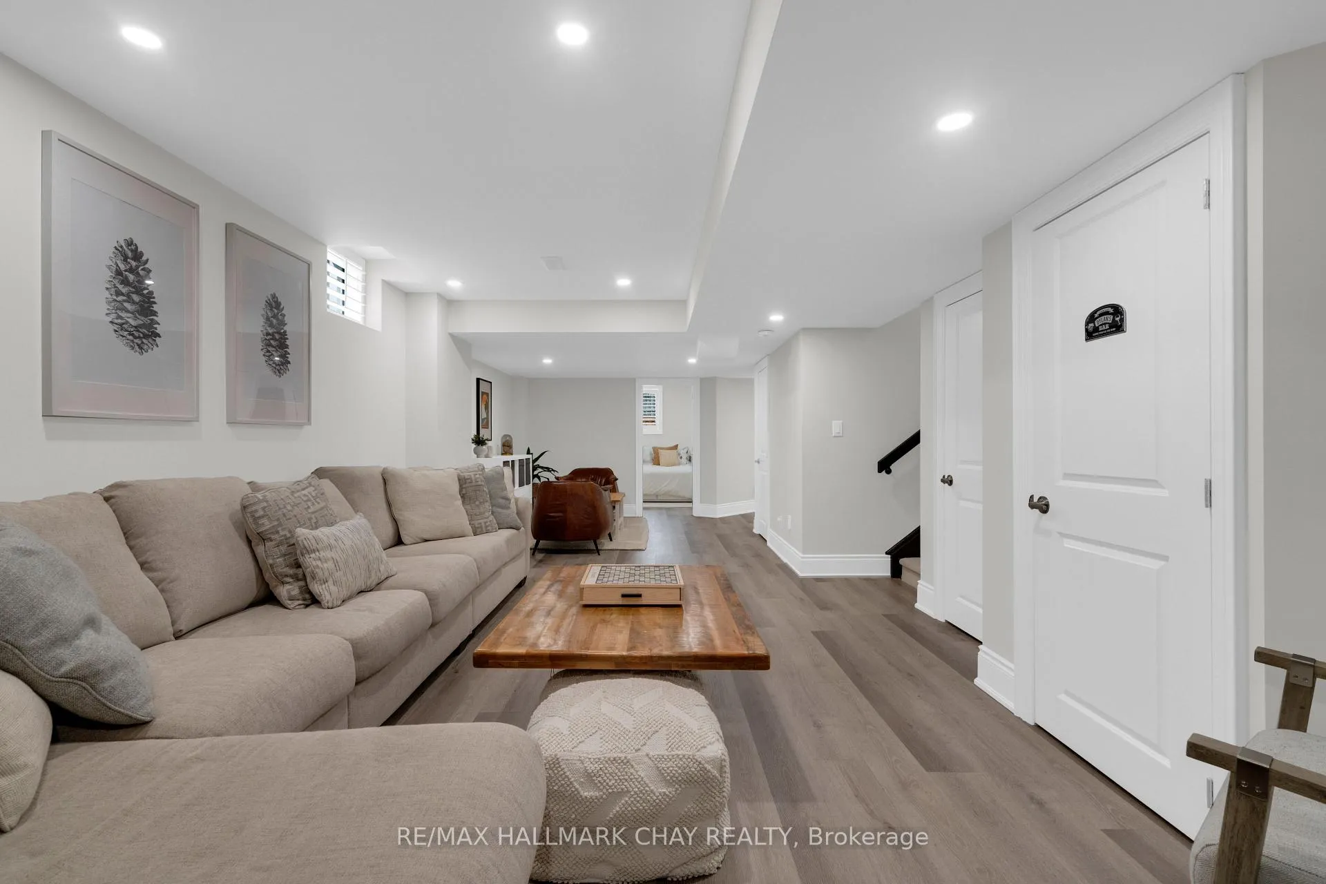 Photo 29 of 20 Westminster Circle, Barrie, Innis-Shore — HOMEH
