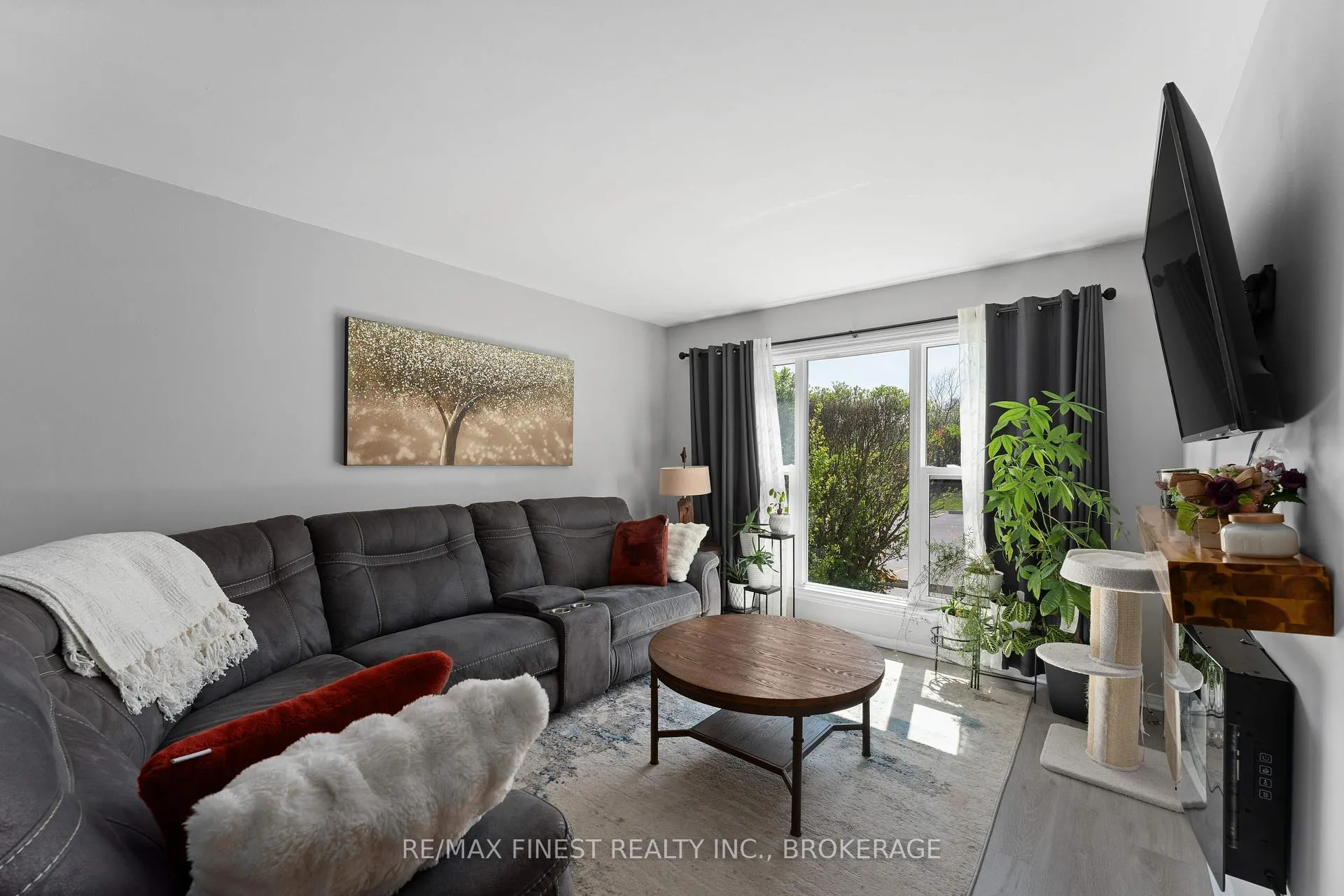Photo 5 of Unit 24, 30 Addington Street, Loyalist, Amherstview — HOMEH