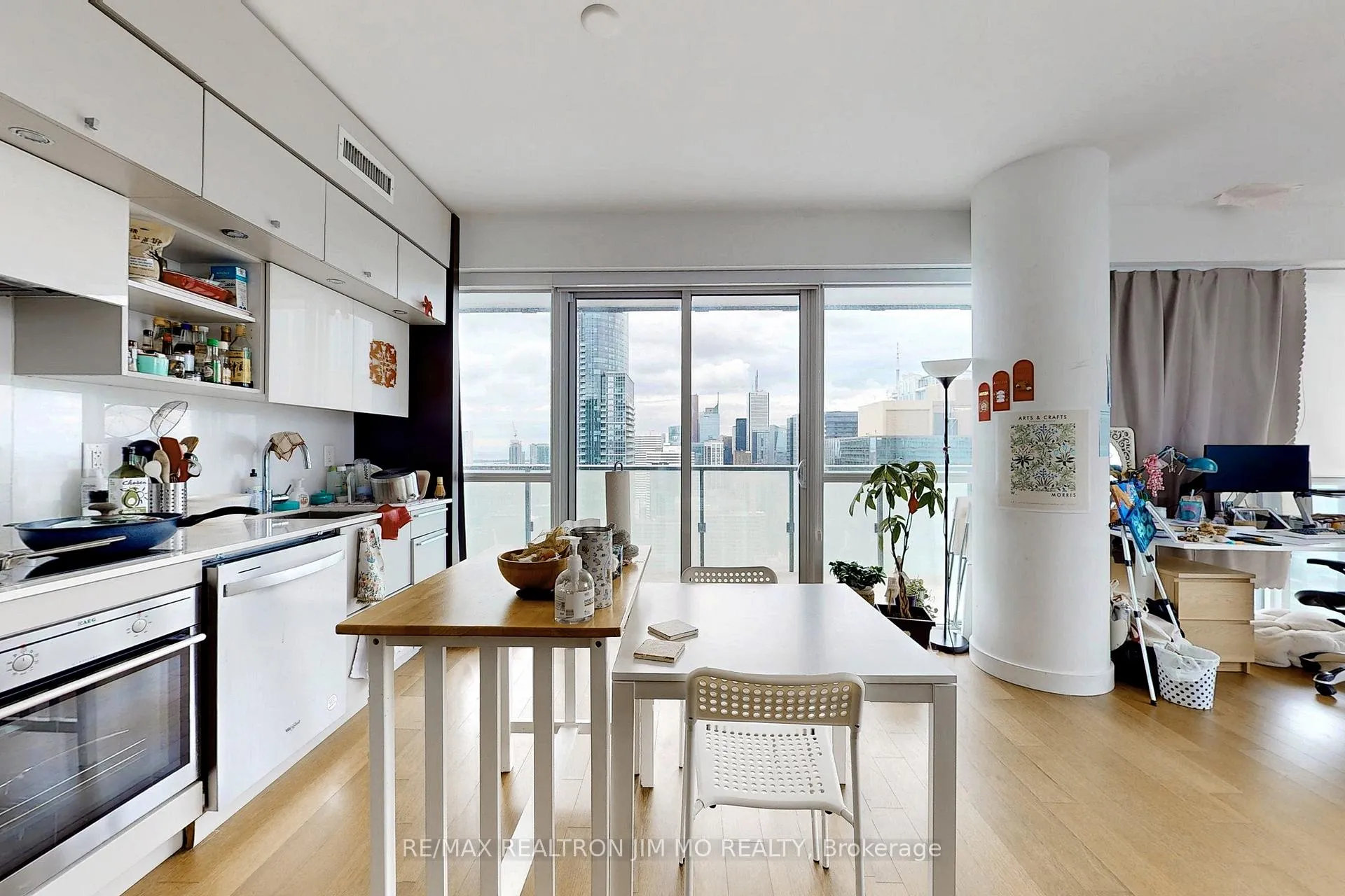 Photo 5 of Unit 3503, 15 Grenville Street, Toronto, Bay Street Corridor — HOMEH