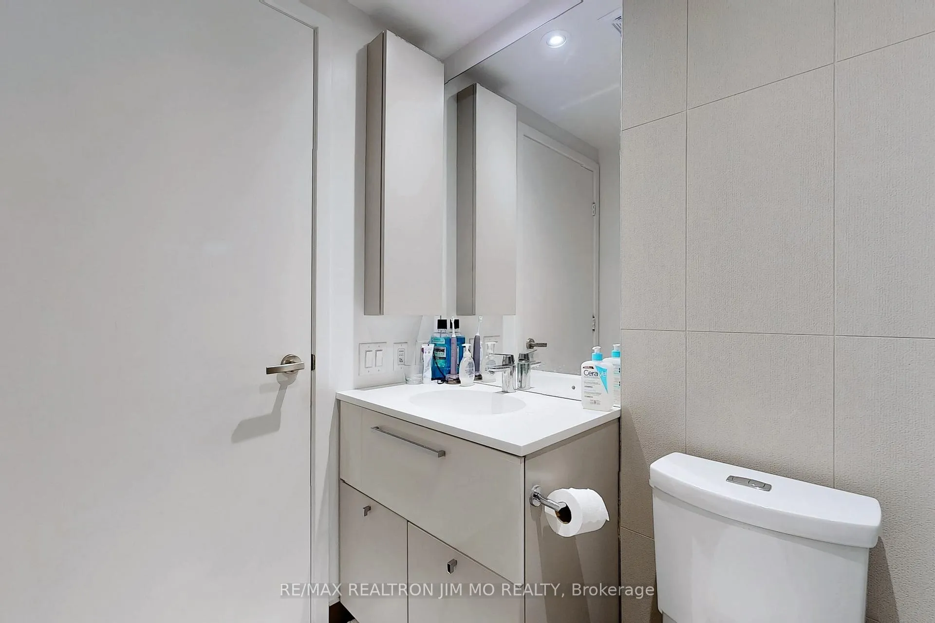 Photo 24 of Unit 3503, 15 Grenville Street, Toronto, Bay Street Corridor — HOMEH