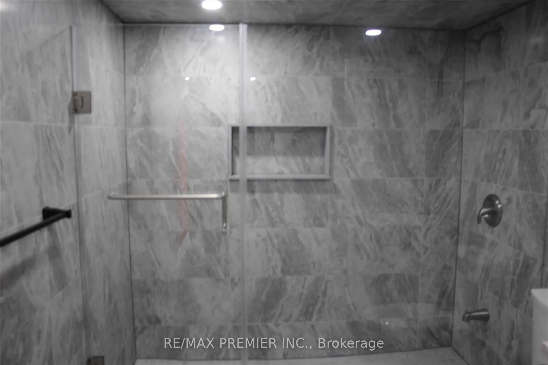 Photo 19 of Unit Bsmt, 122 Garyscholl Road, Vaughan, Vellore Village — HOMEH