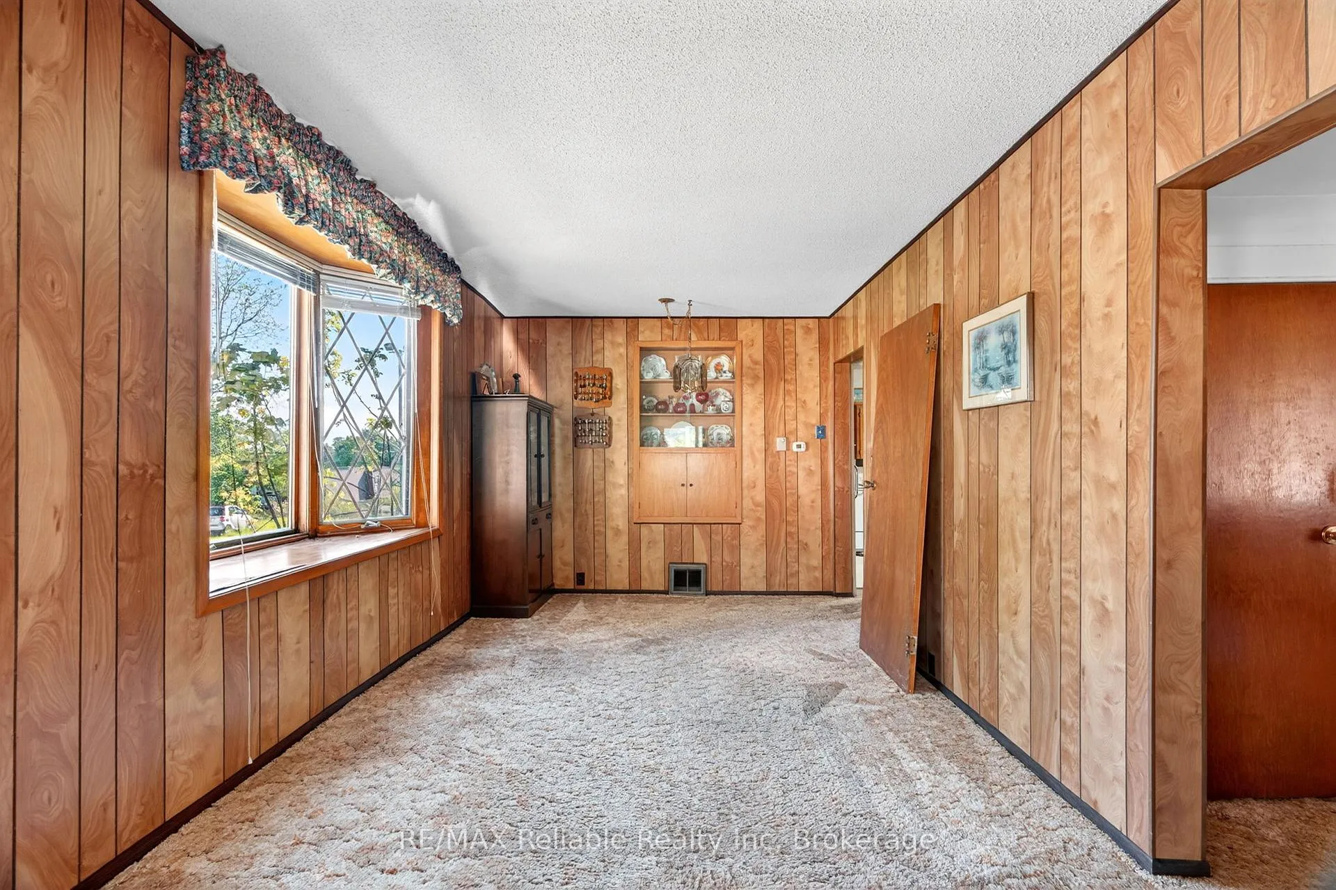 Photo 8 of 120 Victoria Street, Central Huron, Clinton — HOMEH