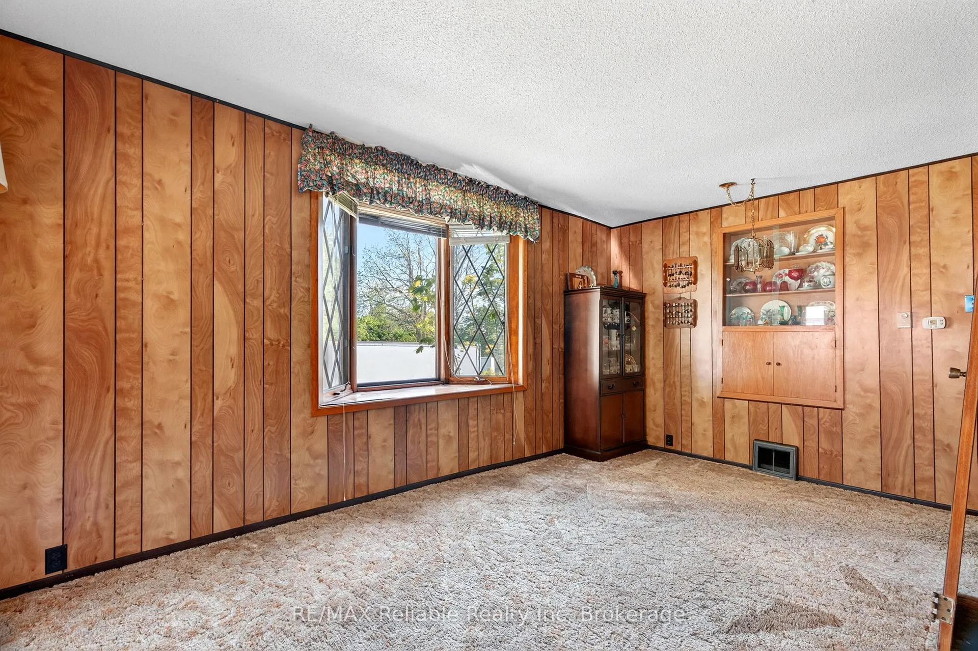 Photo 9 of 120 Victoria Street, Central Huron, Clinton — HOMEH