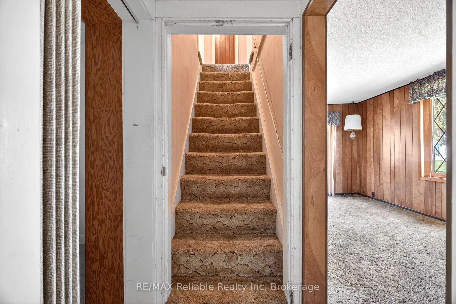 Photo 17 of 120 Victoria Street, Central Huron, Clinton — HOMEH