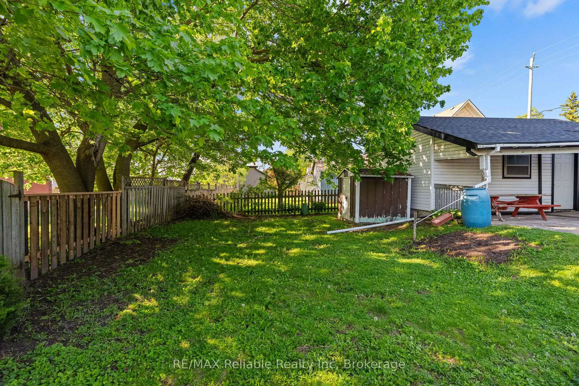 Photo 25 of 120 Victoria Street, Central Huron, Clinton — HOMEH