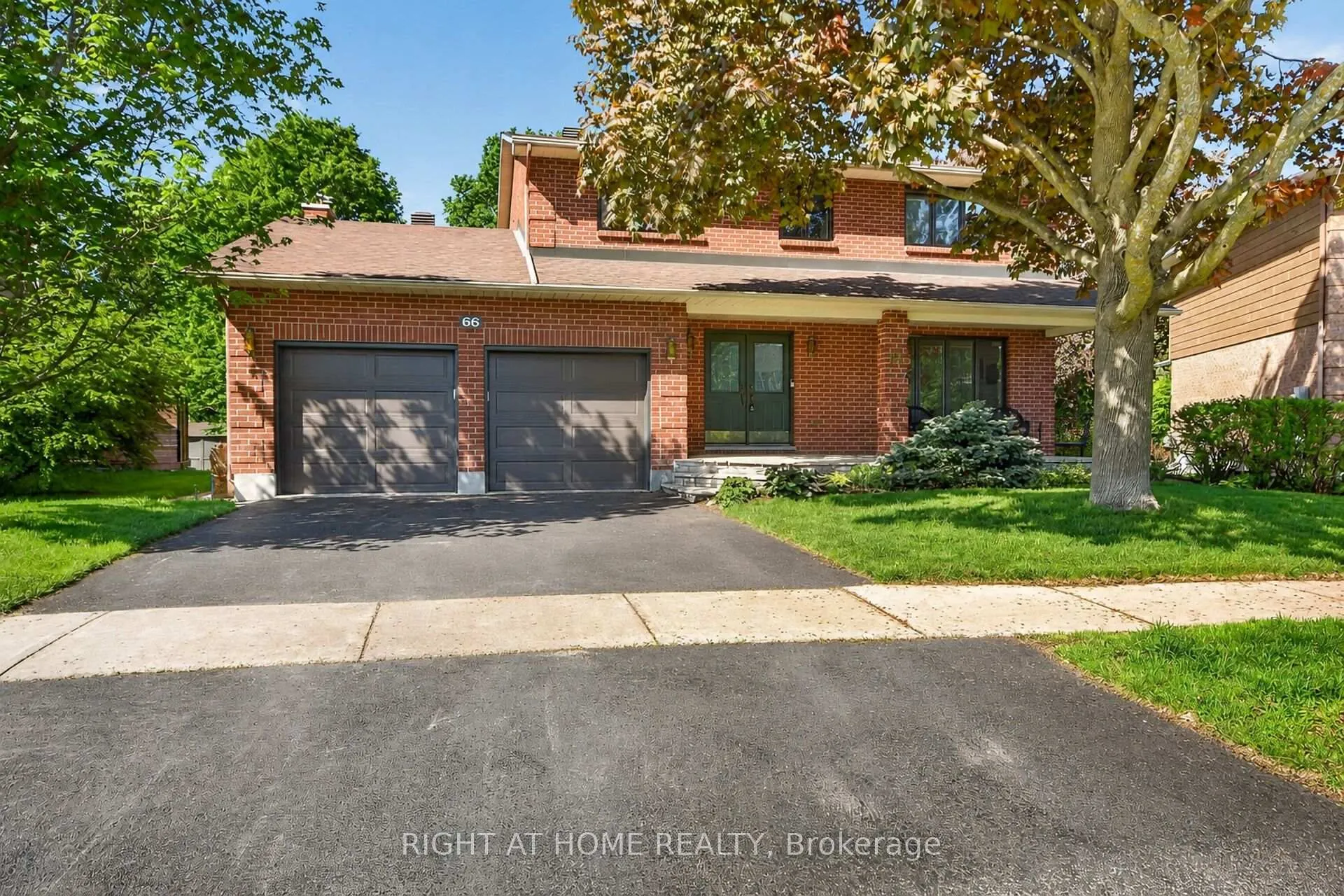 Photo 2 of 66 Beechfern Drive, Ottawa, Stittsville (Central) — HOMEH