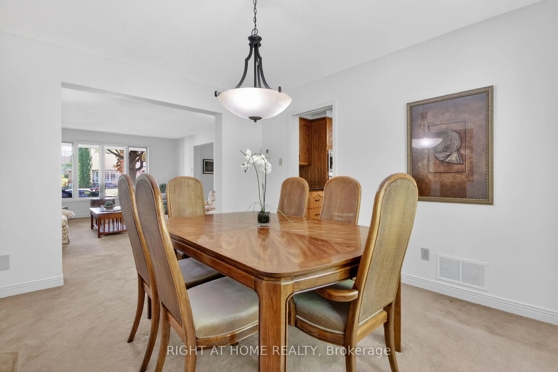 Photo 11 of 66 Beechfern Drive, Ottawa, Stittsville (Central) — HOMEH