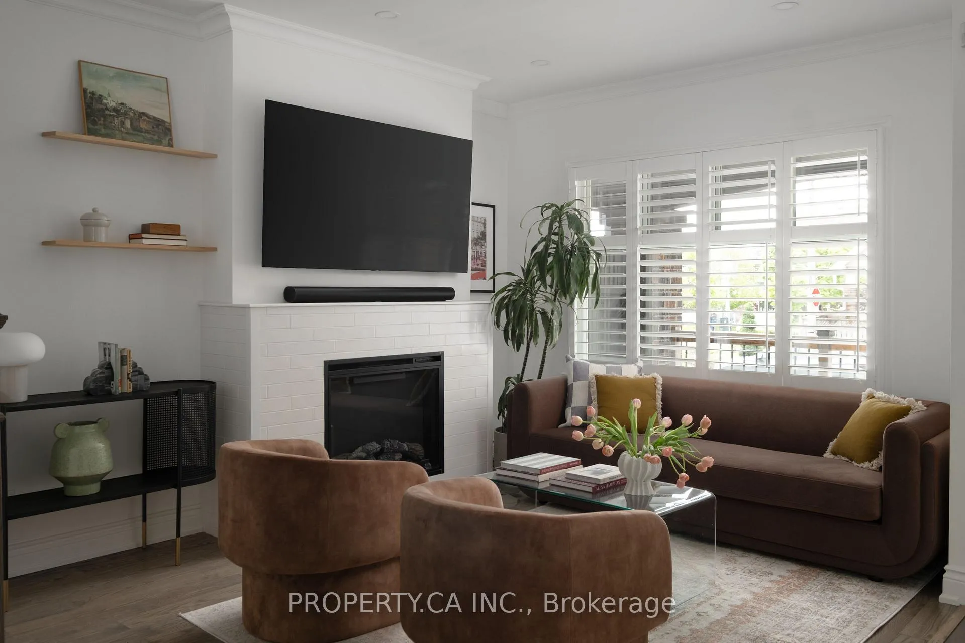 Photo 2 of 124 Milverton Boulevard, Toronto, Danforth — HOMEH
