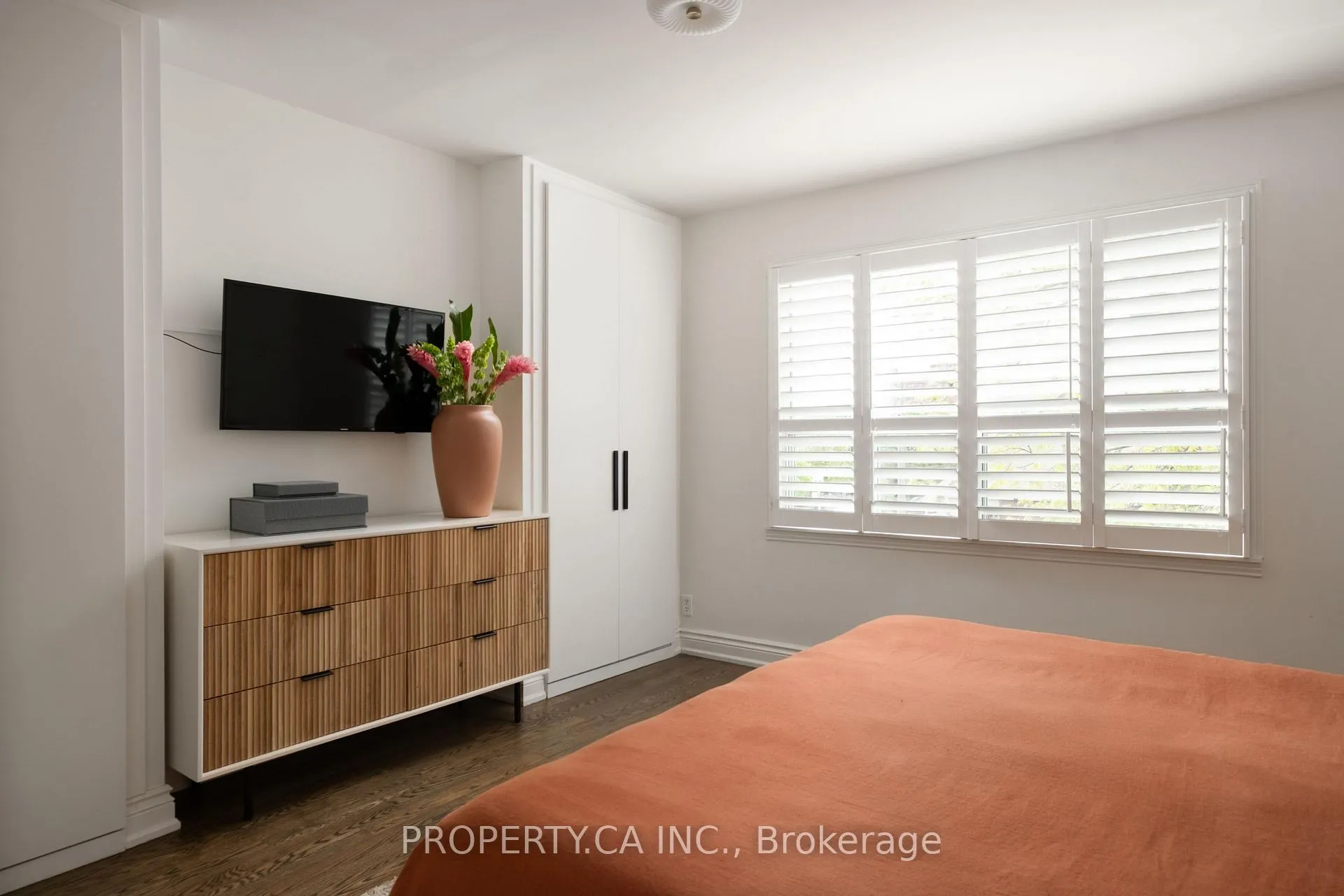 Photo 13 of 124 Milverton Boulevard, Toronto, Danforth — HOMEH