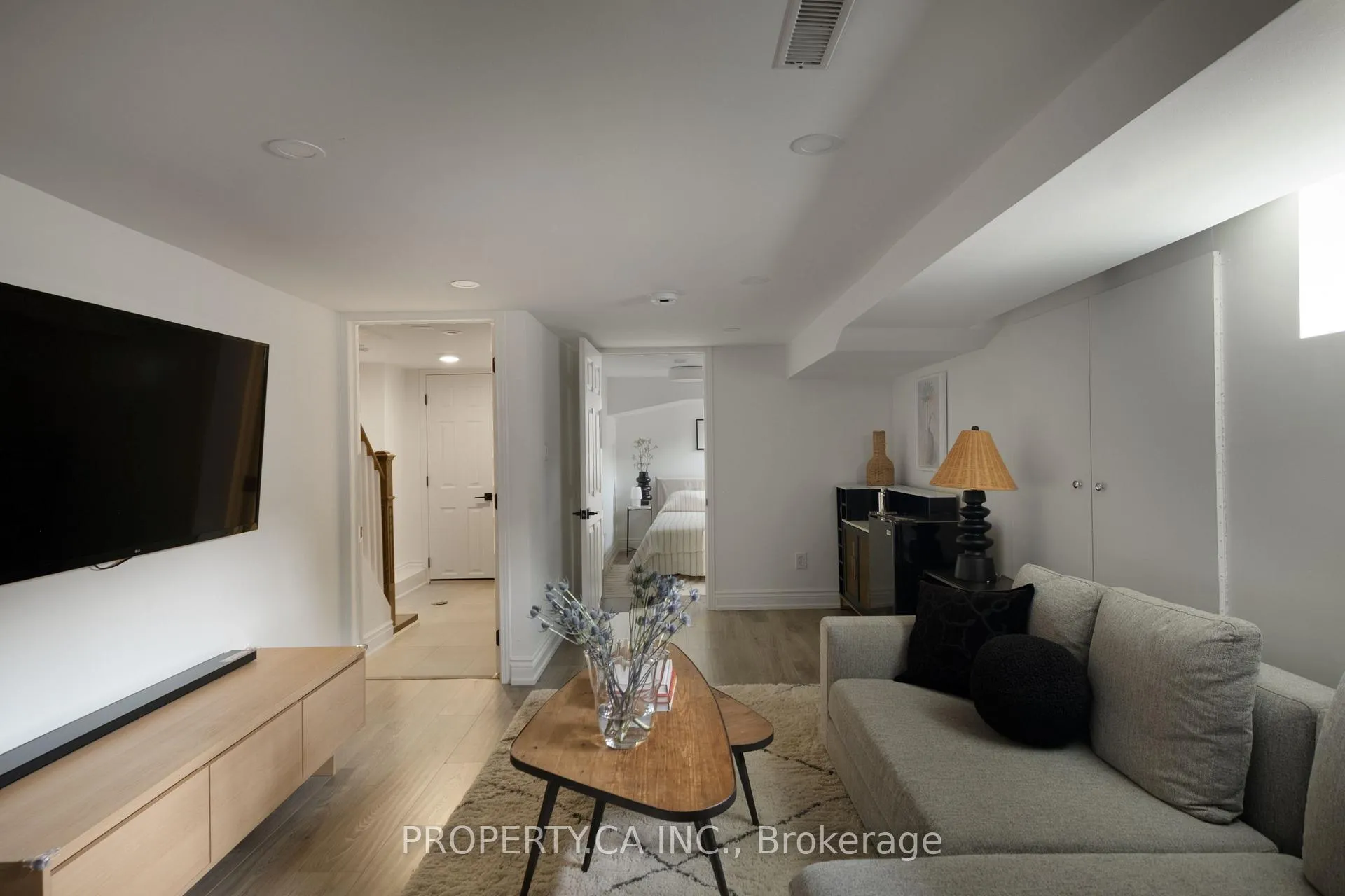 Photo 24 of 124 Milverton Boulevard, Toronto, Danforth — HOMEH