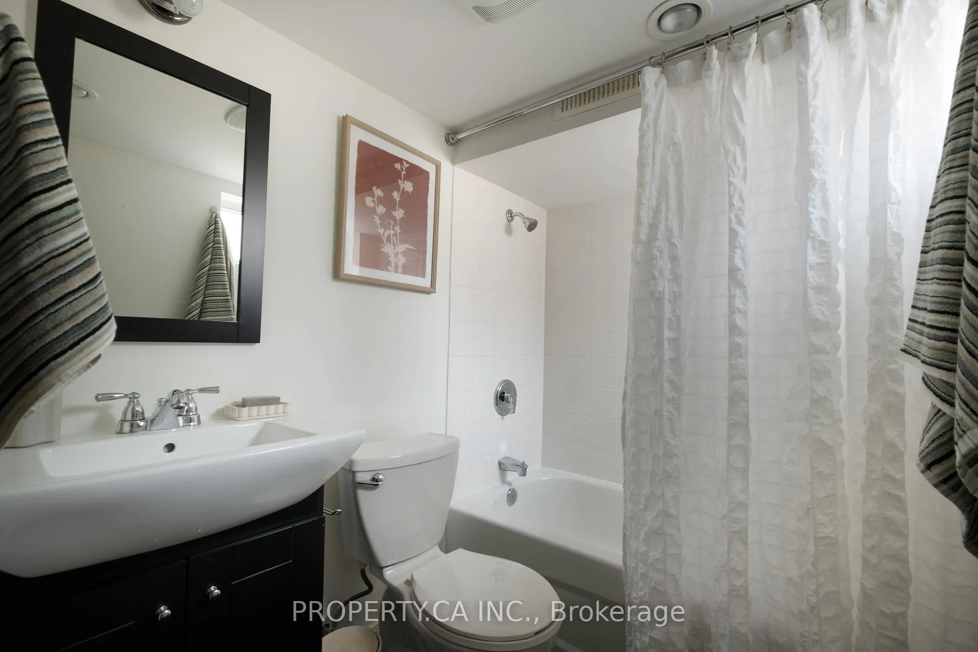 Photo 27 of 124 Milverton Boulevard, Toronto, Danforth — HOMEH