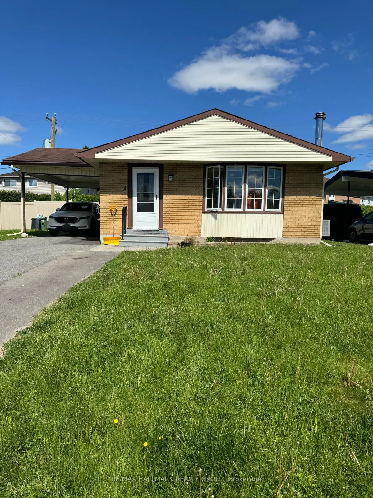 Photo 1 of Unit B, 1387 Sault Street, Ottawa, Bilberry Creek/Queenswood Heights — HOMEH