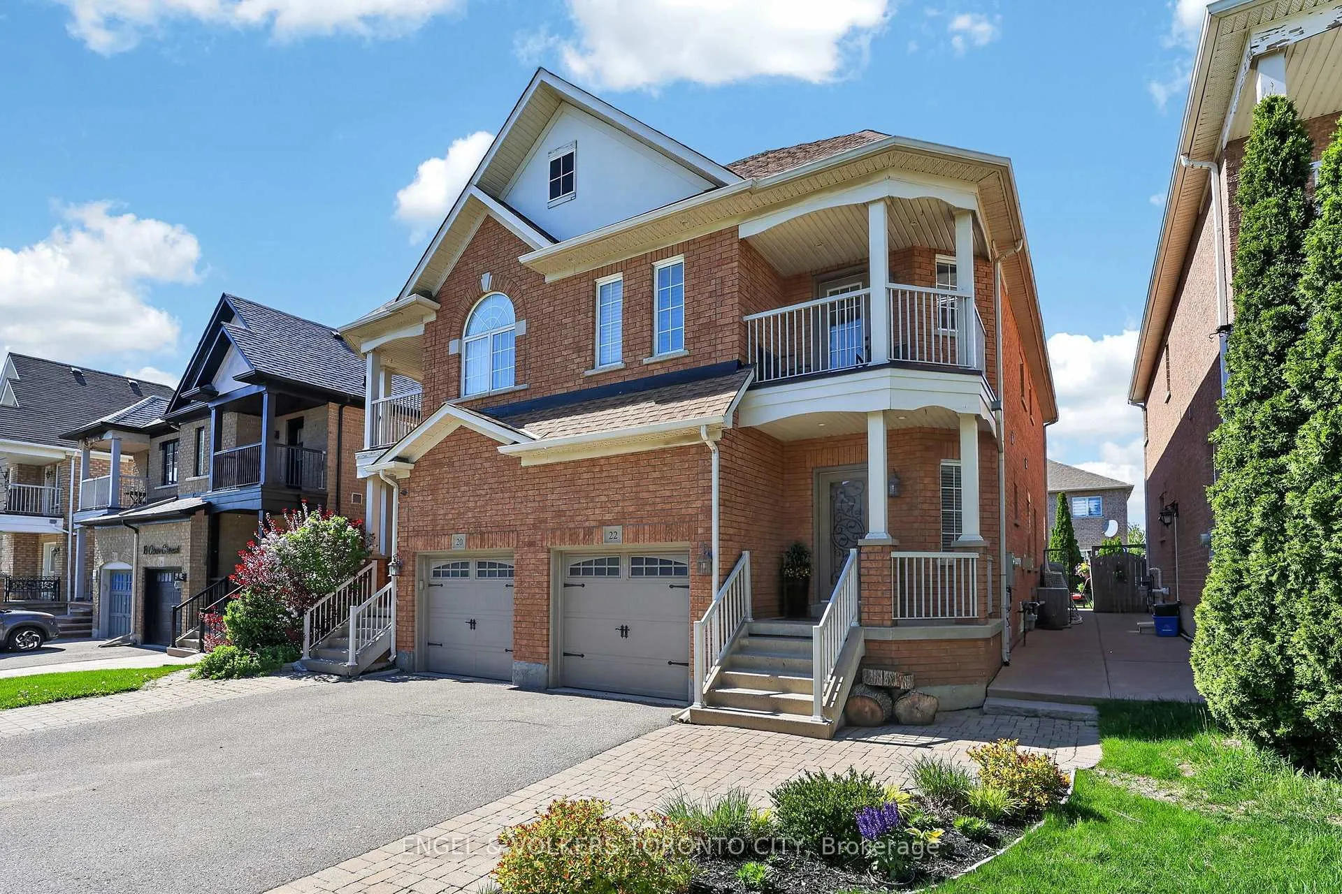 Photo 1 of 22 Ozner Crescent, Vaughan, Vellore Village — HOMEH