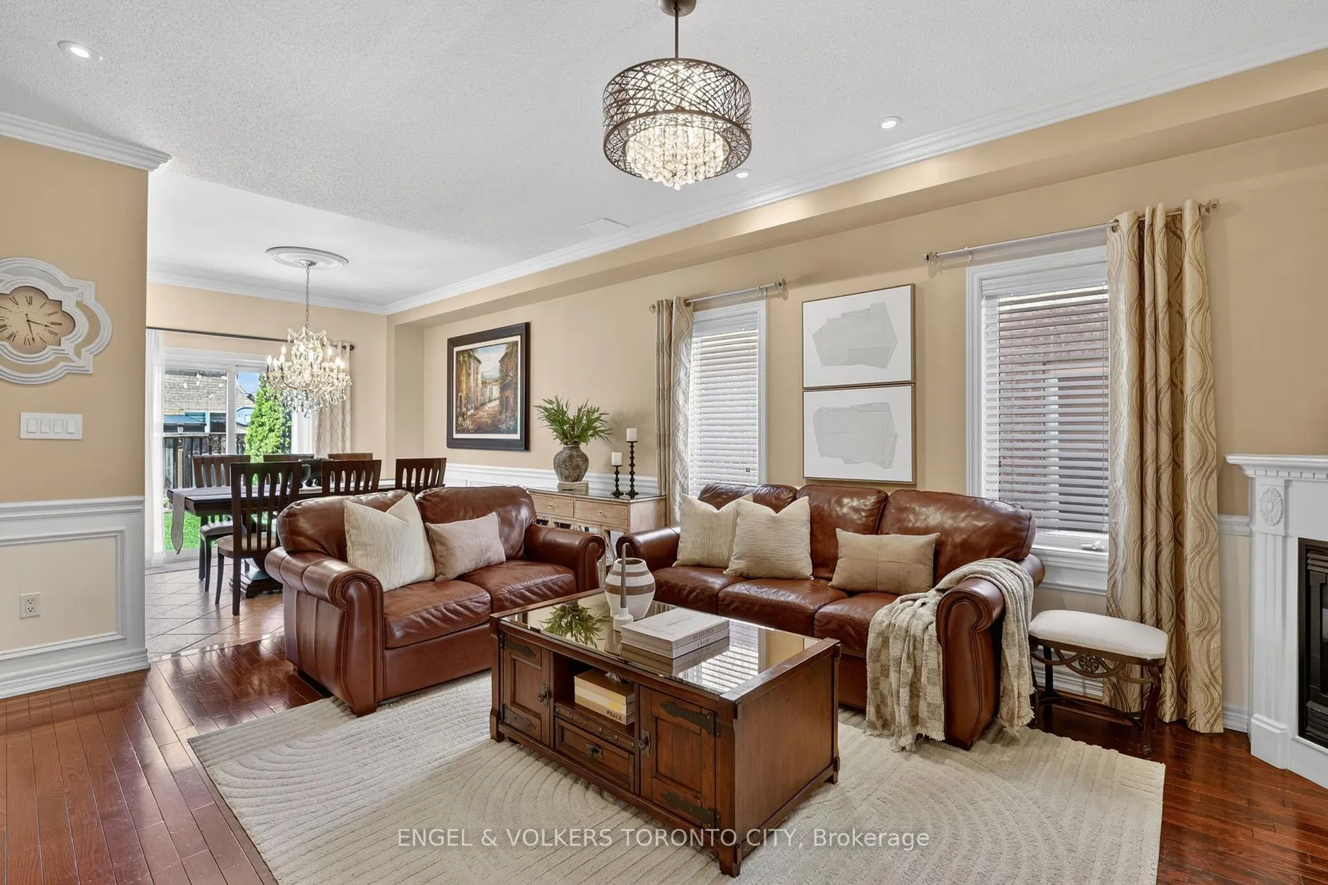 Photo 6 of 22 Ozner Crescent, Vaughan, Vellore Village — HOMEH