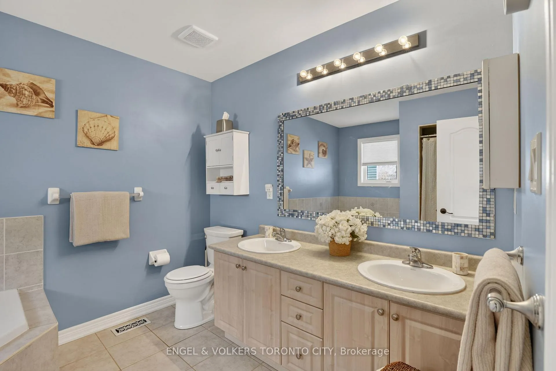 Photo 19 of 22 Ozner Crescent, Vaughan, Vellore Village — HOMEH