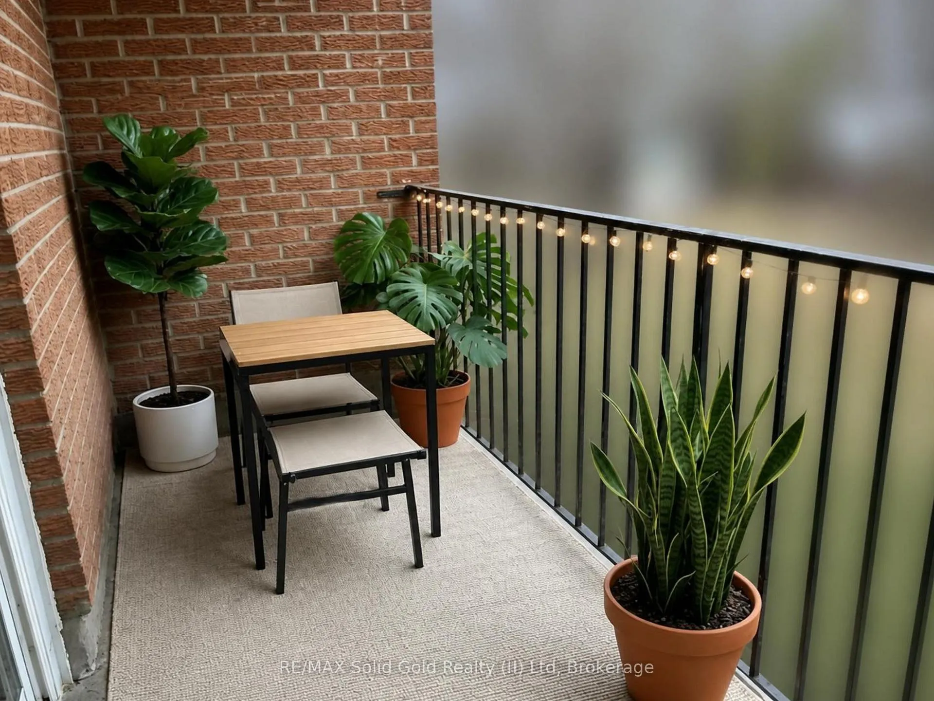 Photo 17 of 15 Mowat Boulevard, Kitchener — HOMEH