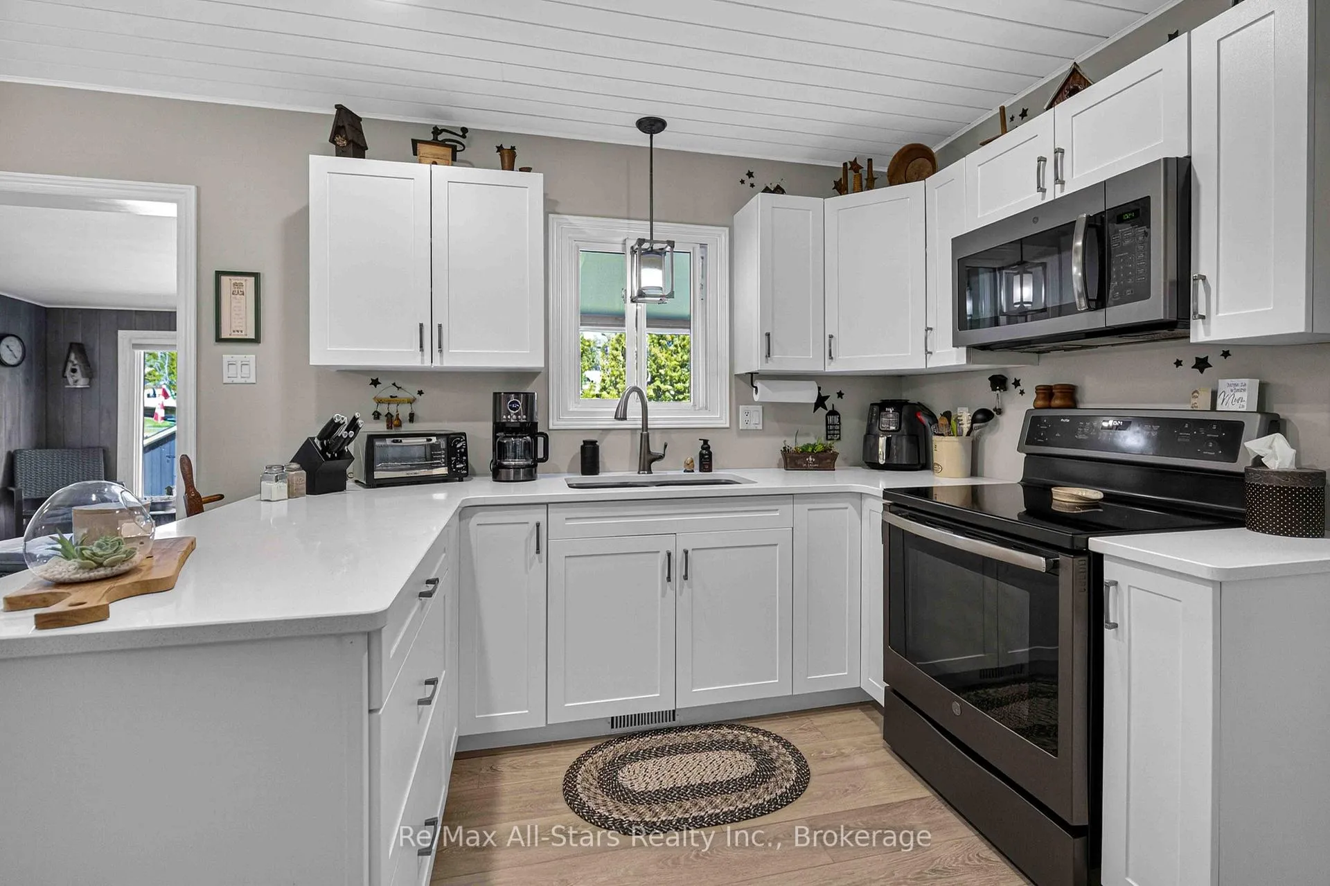 Photo 10 of 113 Pirates Glen Drive, Trent Lakes — HOMEH