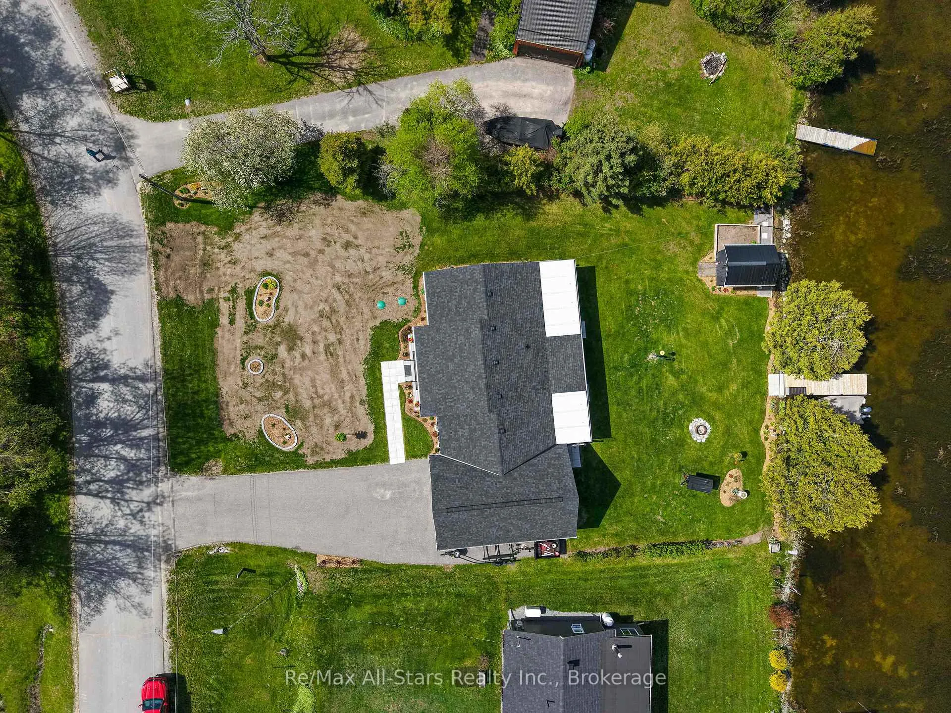 Photo 33 of 113 Pirates Glen Drive, Trent Lakes — HOMEH