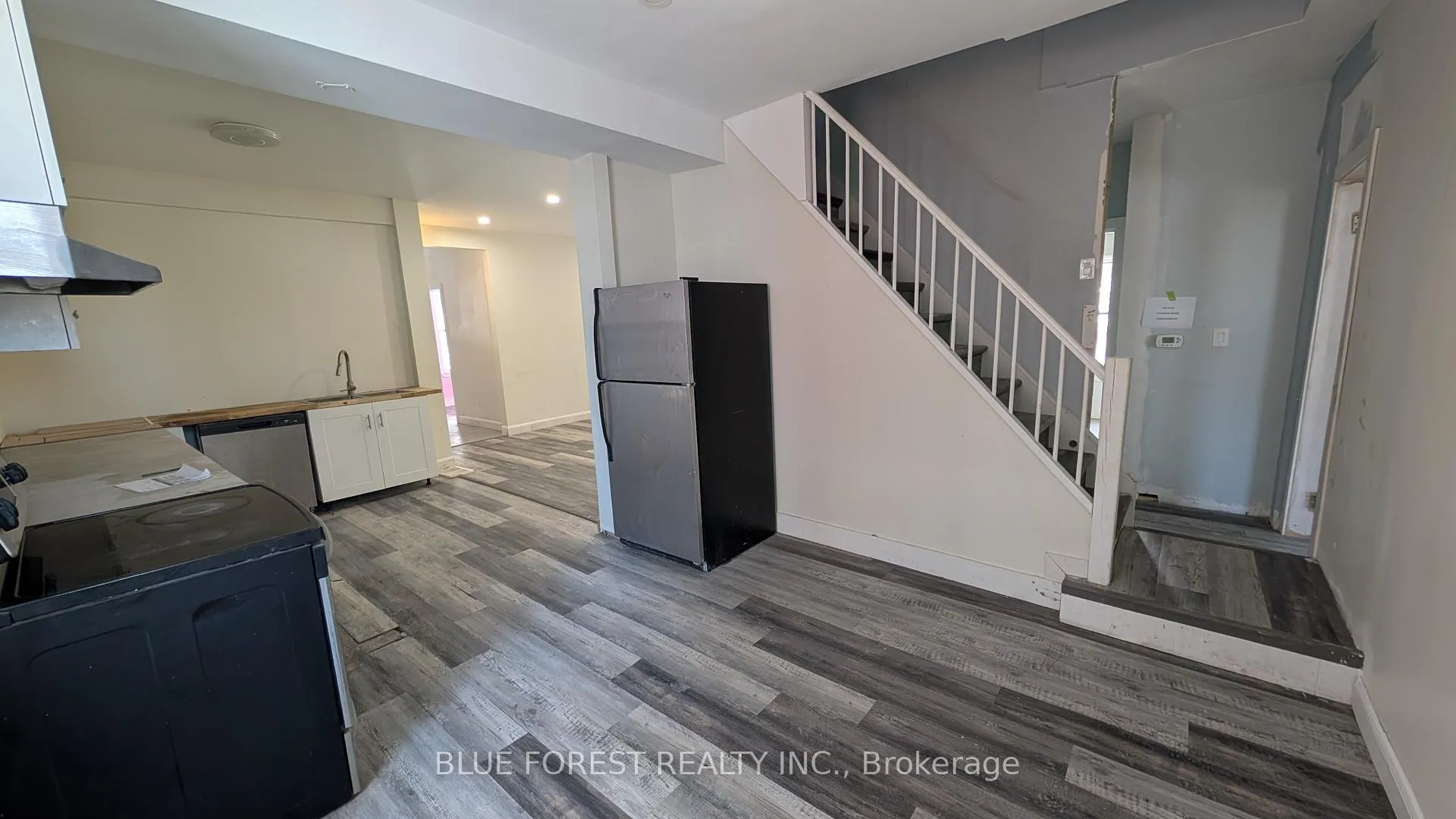 Photo 11 of 26 Nolan Street, St. Thomas — HOMEH