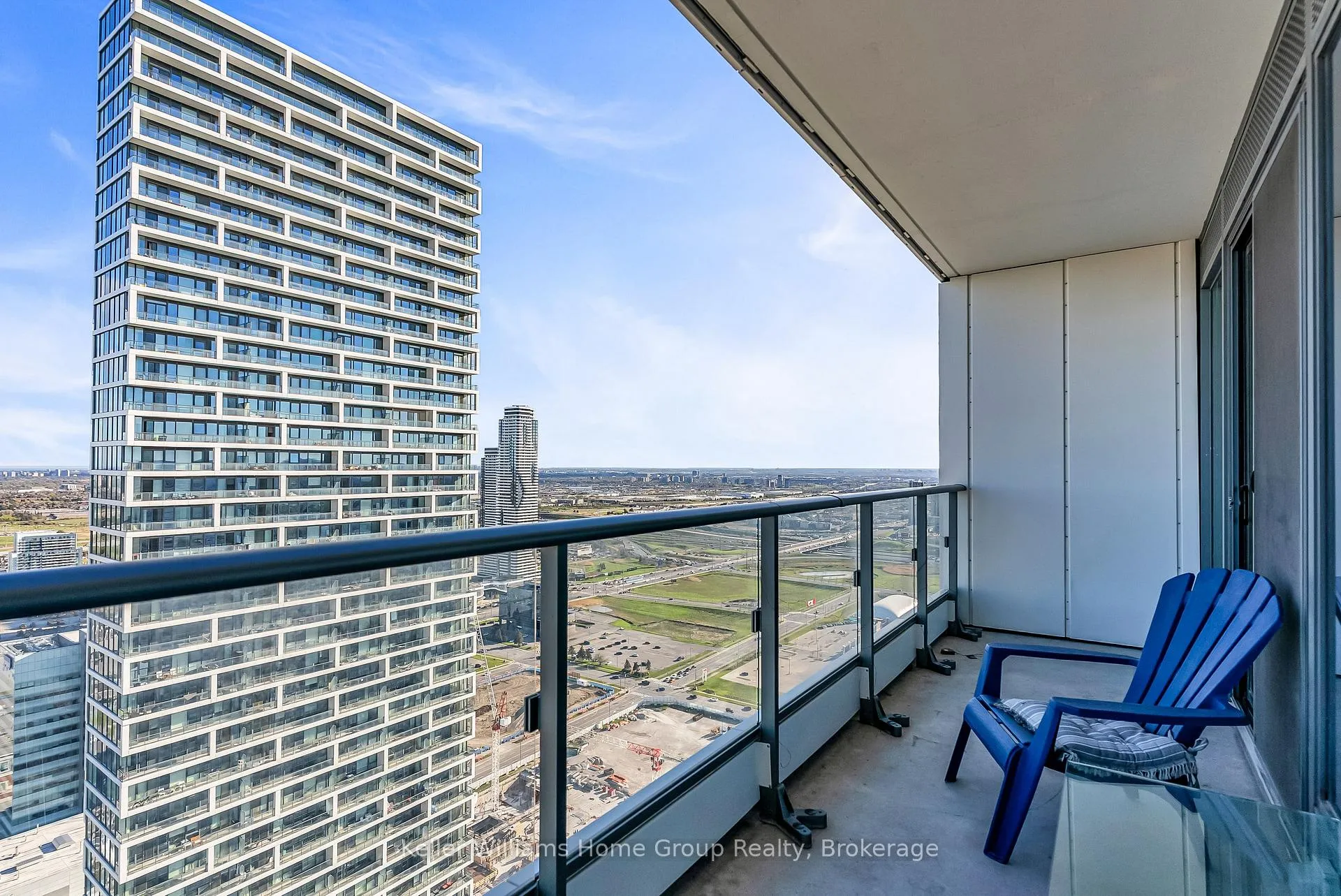 Photo 25 of Unit 4, 898 Portage Parkway, Vaughan, Vaughan Corporate Centre — HOMEH
