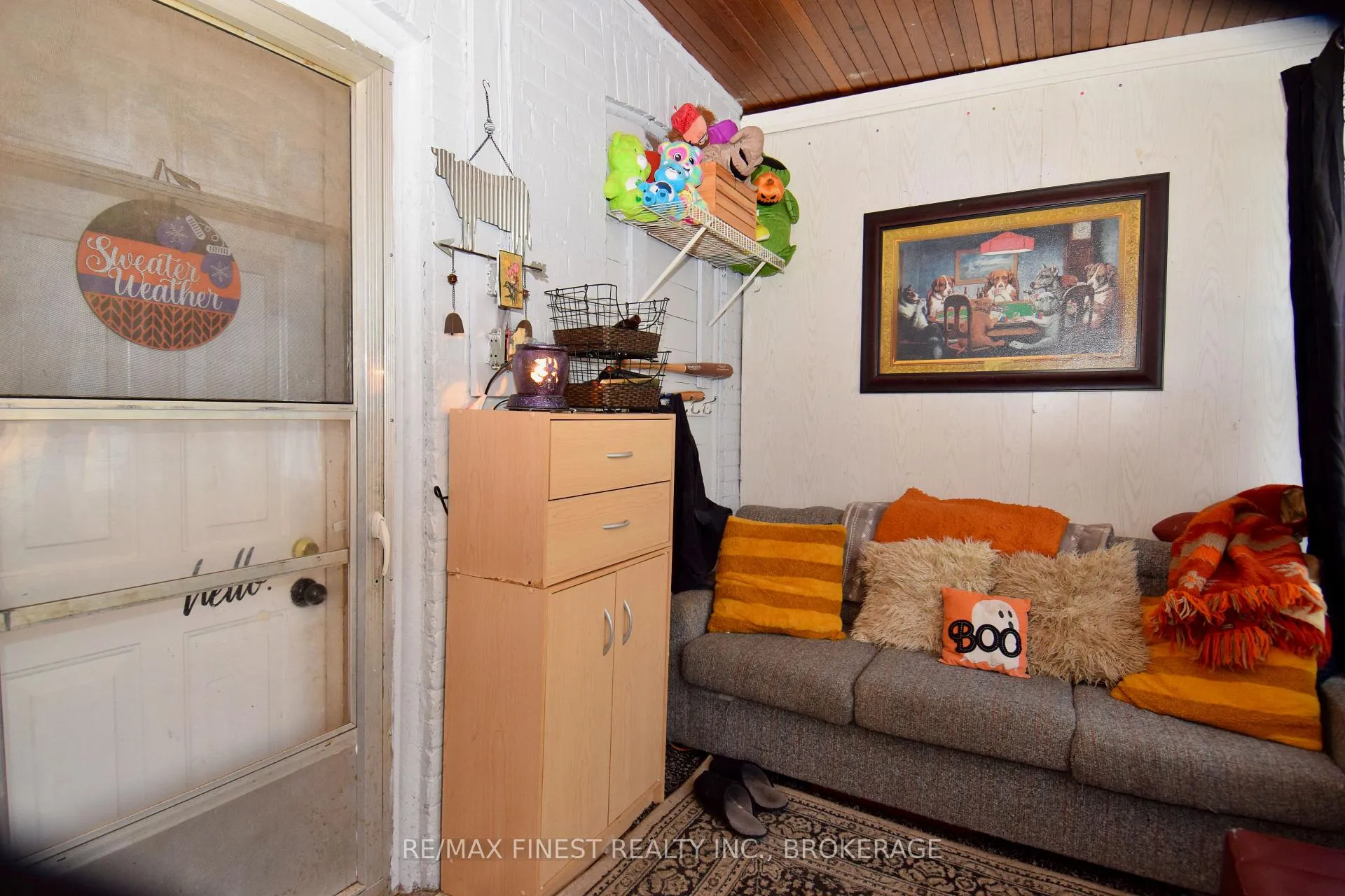 Photo 3 of 9-11 Bridge Street E, Greater Napanee — HOMEH