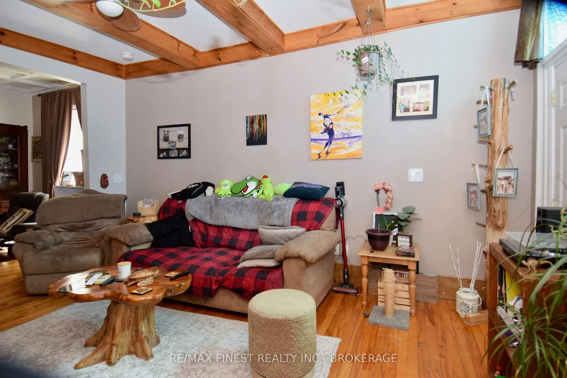 Photo 13 of 9-11 Bridge Street E, Greater Napanee — HOMEH