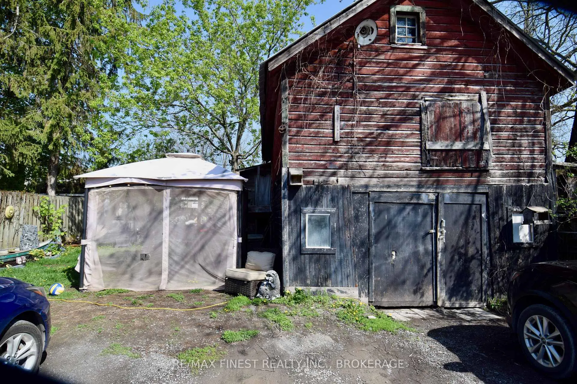 Photo 21 of 9-11 Bridge Street E, Greater Napanee — HOMEH