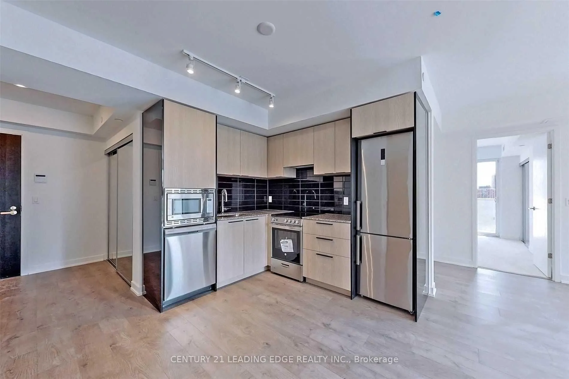 Photo 6 of Unit 1209, 501 Yonge Street, Toronto, Church-Yonge Corridor — HOMEH