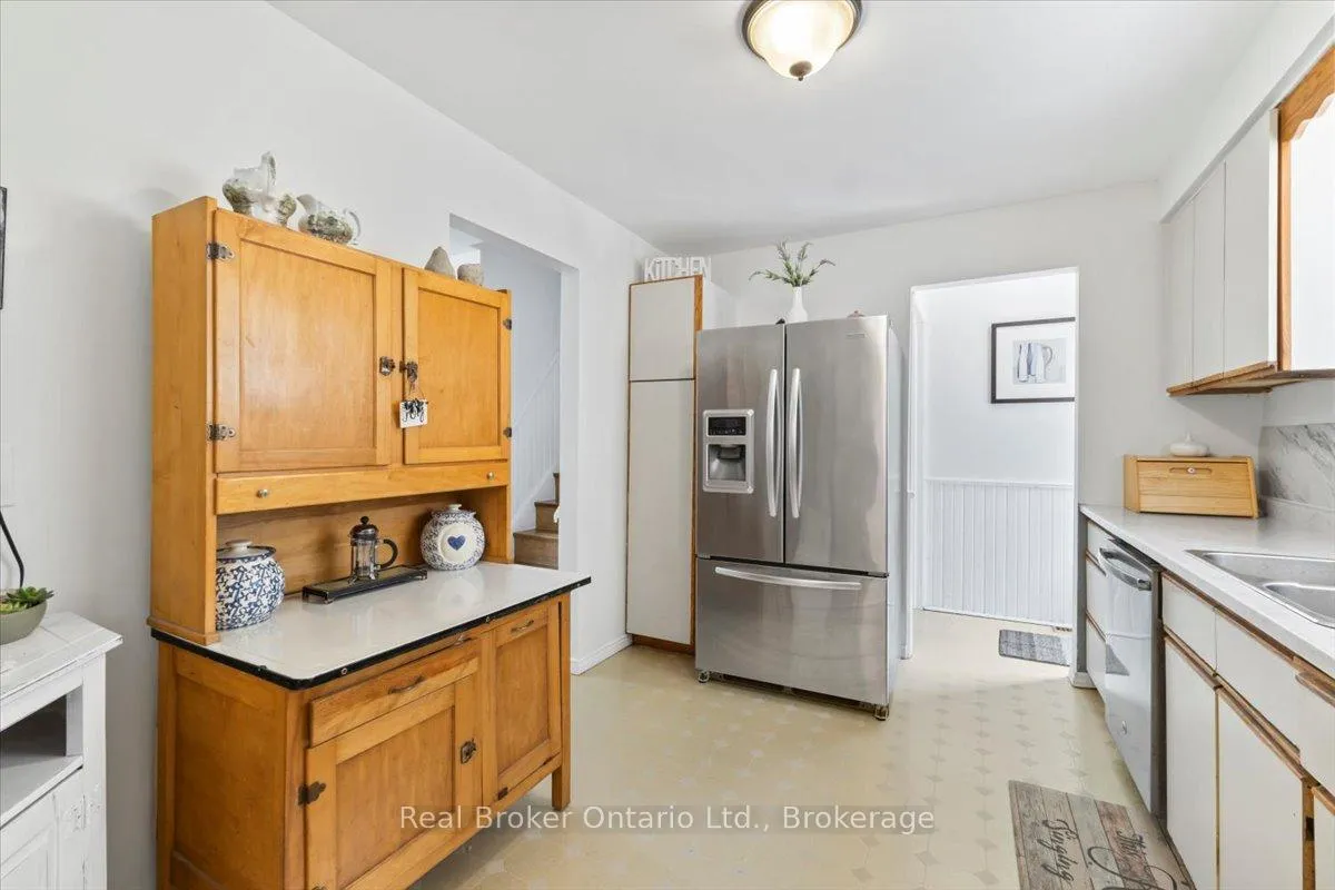 Photo 18 of 109 Miller Crescent, Minto — HOMEH