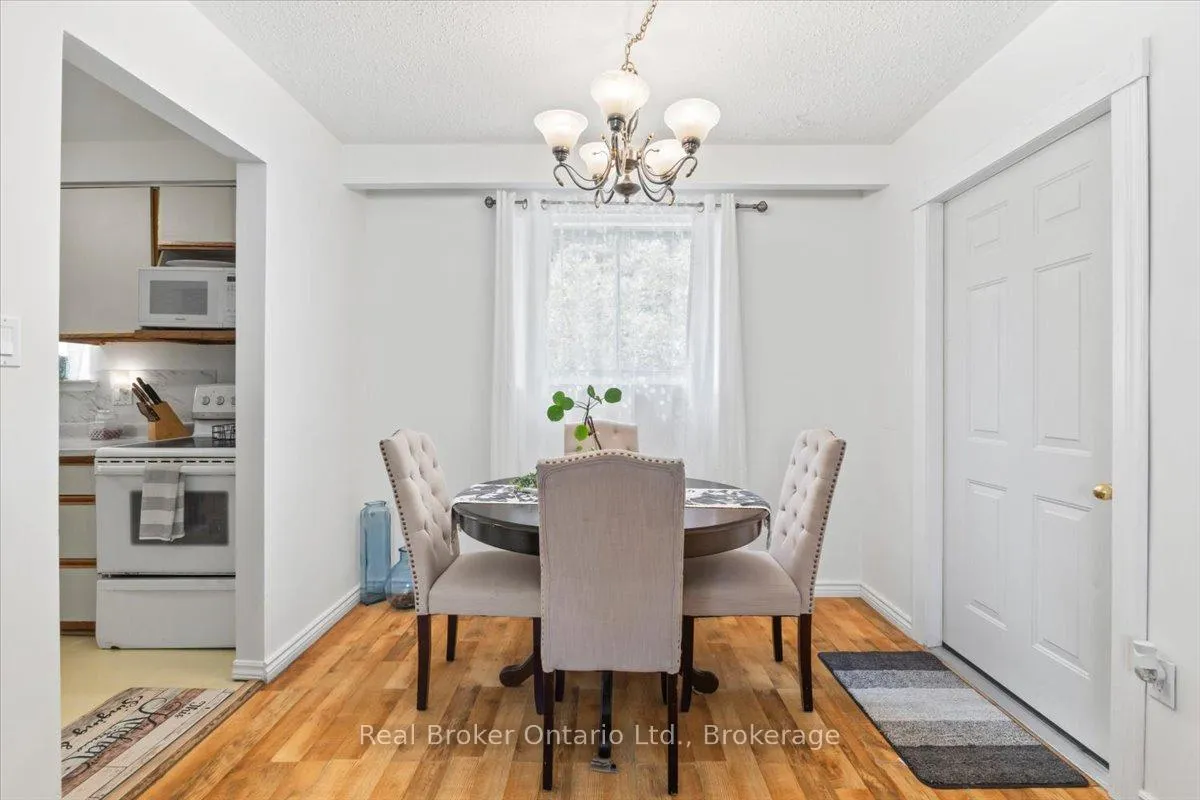 Photo 21 of 109 Miller Crescent, Minto — HOMEH