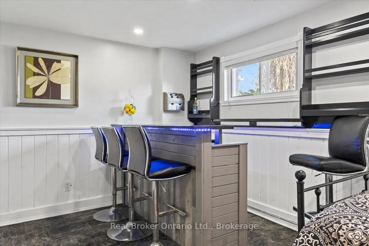 Photo 31 of 109 Miller Crescent, Minto — HOMEH