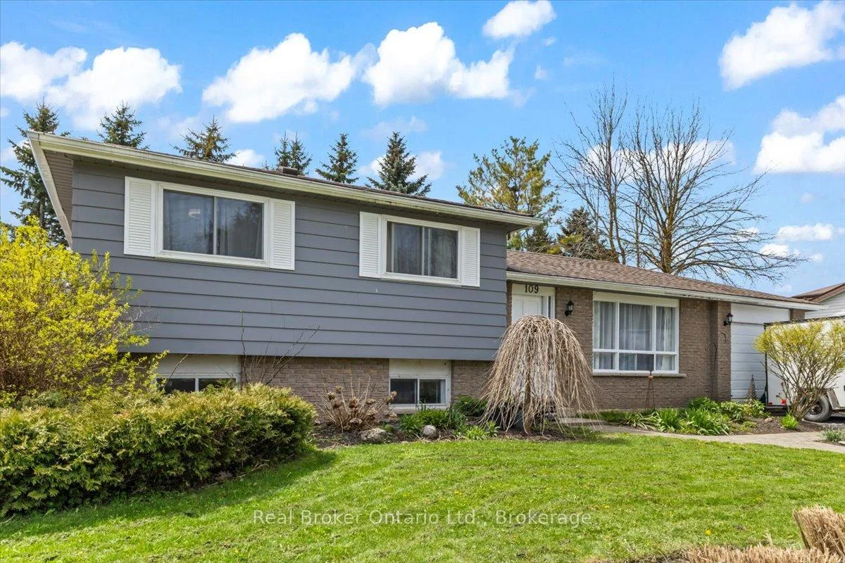Photo 14 of 109 Miller Crescent, Minto — HOMEH