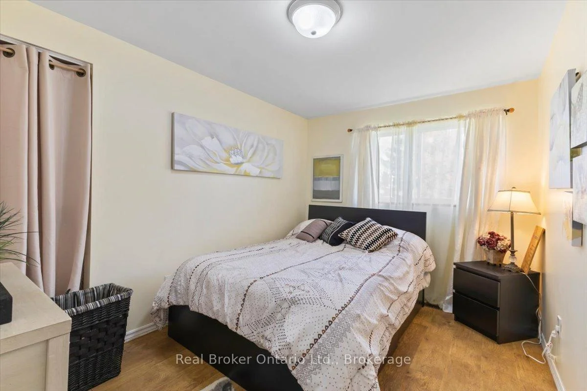 Photo 32 of 109 Miller Crescent, Minto — HOMEH