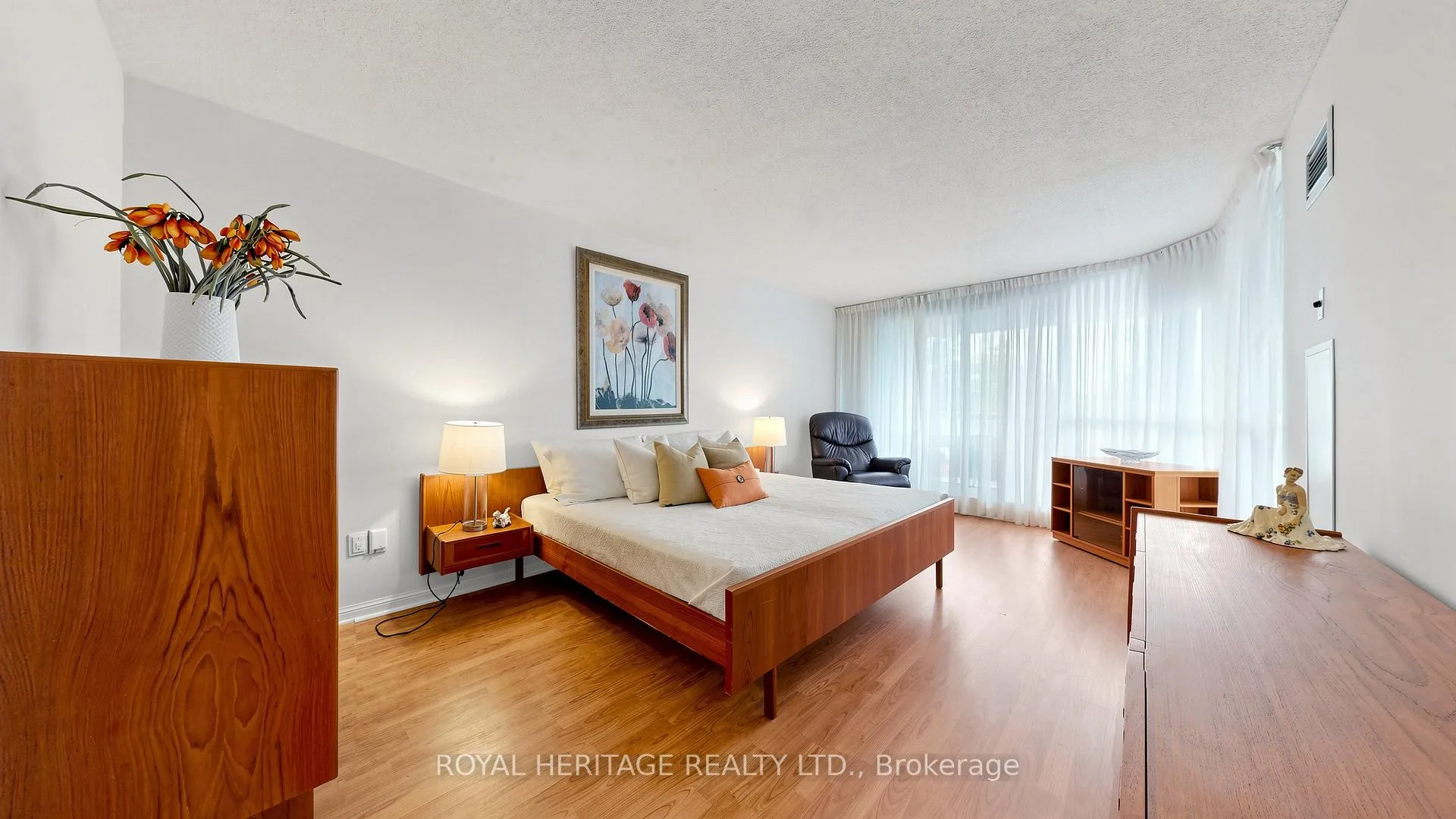 Photo 16 of Unit 314, 610 Bullock Drive, Markham, Markville — HOMEH