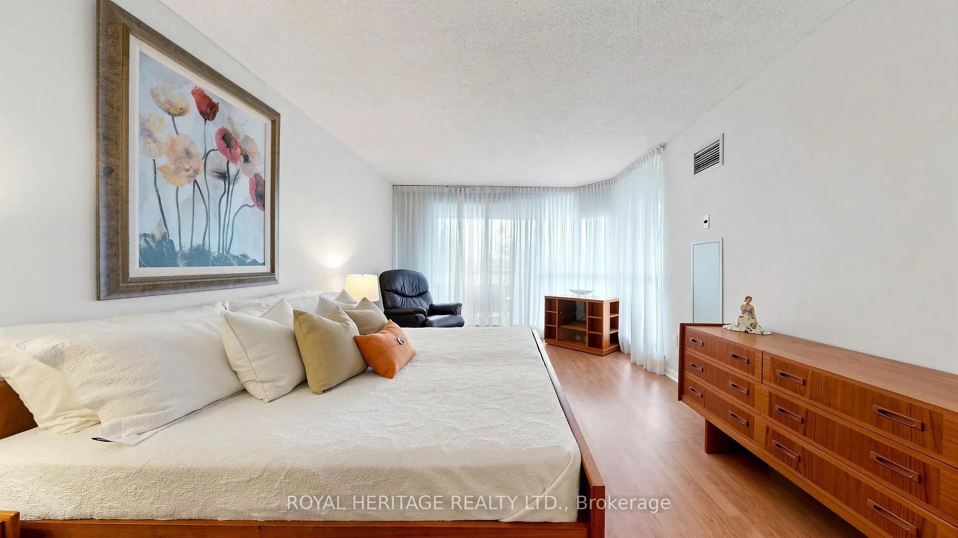 Photo 17 of Unit 314, 610 Bullock Drive, Markham, Markville — HOMEH