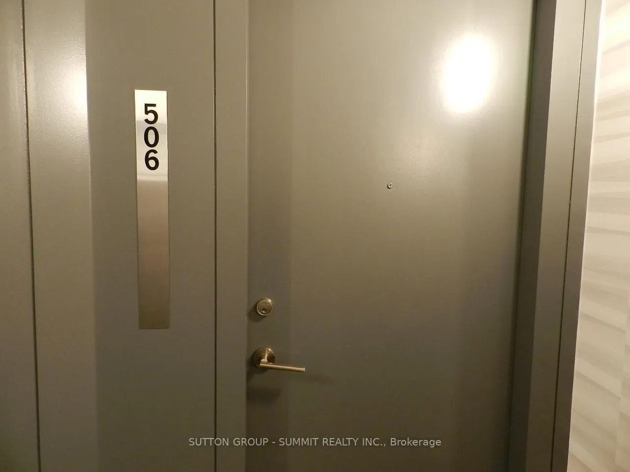 Front of Unit 506, 25 Carlton Street