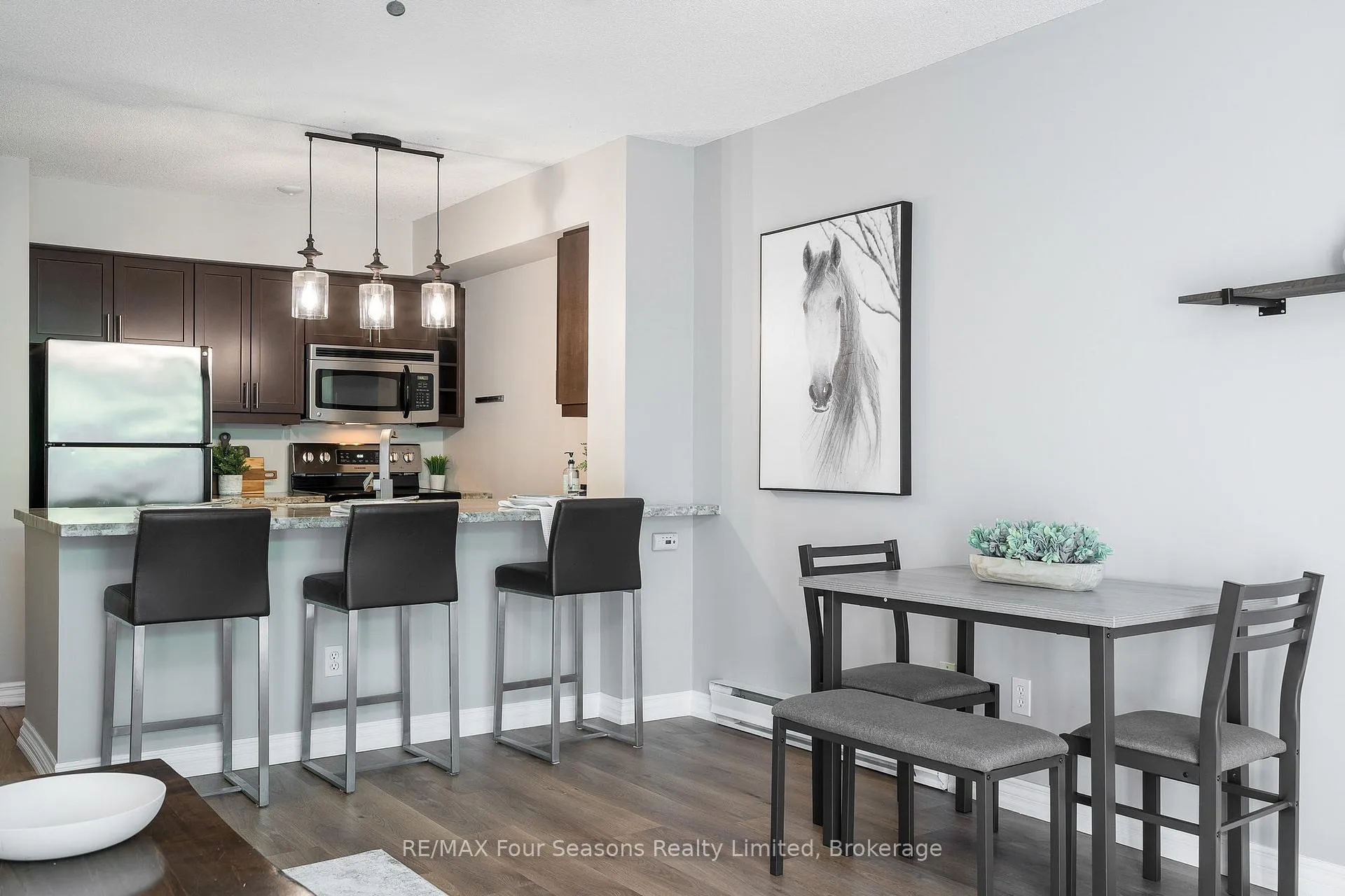 Photo 10 of 373 Mariners Way, Collingwood — HOMEH
